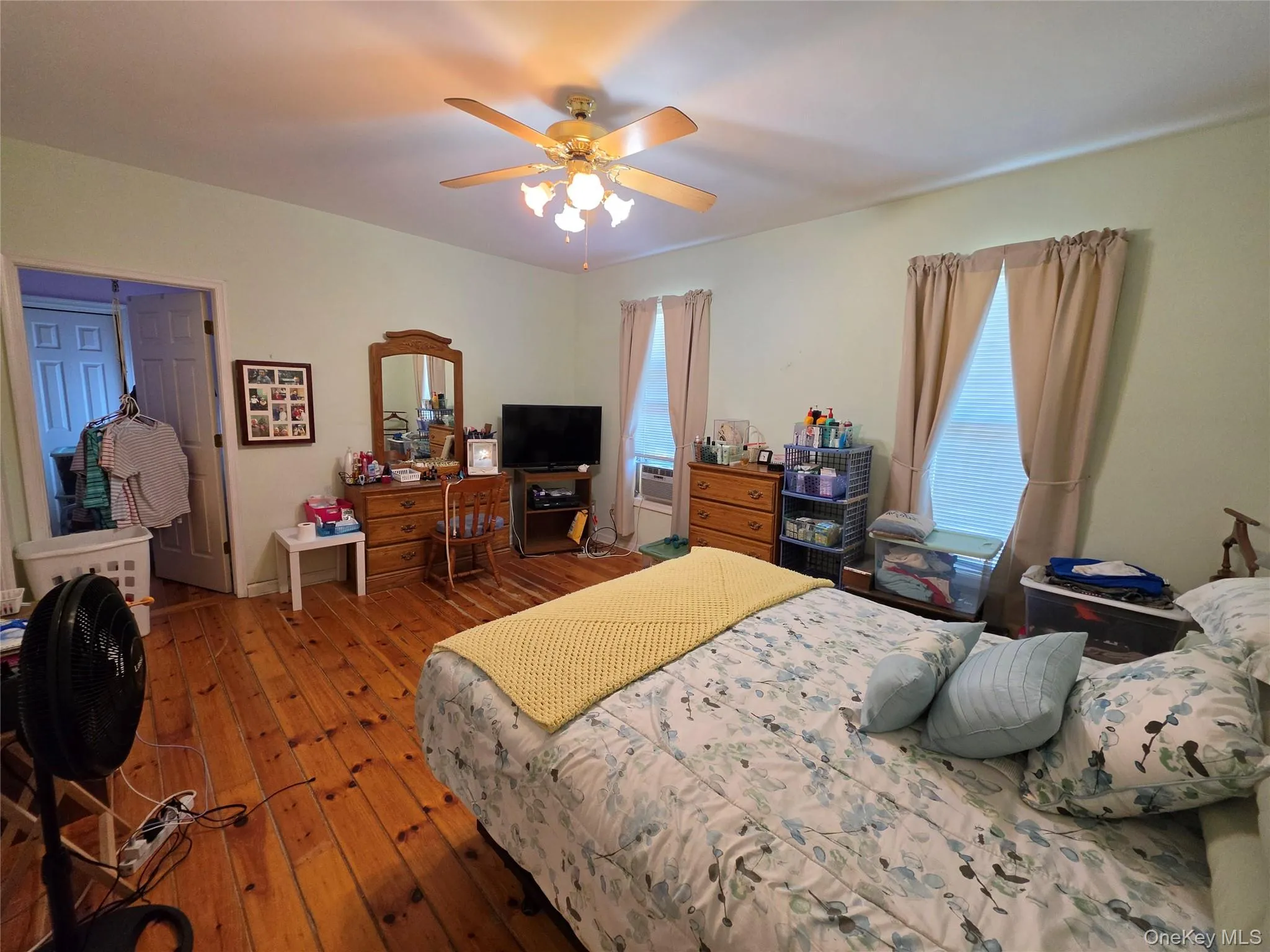 83 Green Street, Hudson, NY, 5 Bedrooms Bedrooms, 10 Rooms Rooms,1 BathroomBathrooms,Residential,For Rent,Green,0,1031683 83 Green Street, Hudson, NY, 5 Bedrooms Bedrooms, 10 Rooms Rooms,1 BathroomBathrooms,Residential,For Rent,Green,0,1031683