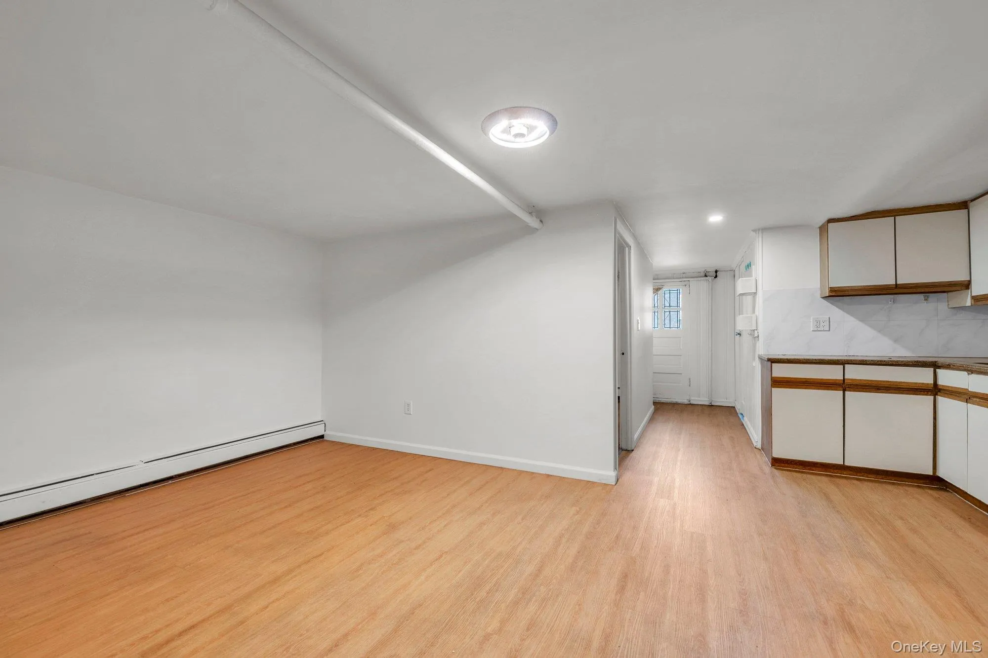 132-41 60th Avenue, New York, NY, 3 Bedrooms Bedrooms, 8 Rooms Rooms,3 BathroomsBathrooms,Residential,For Rent,60th,0,1031685 132-41 60th Avenue, New York, NY, 3 Bedrooms Bedrooms, 8 Rooms Rooms,3 BathroomsBathrooms,Residential,For Rent,60th,0,1031685