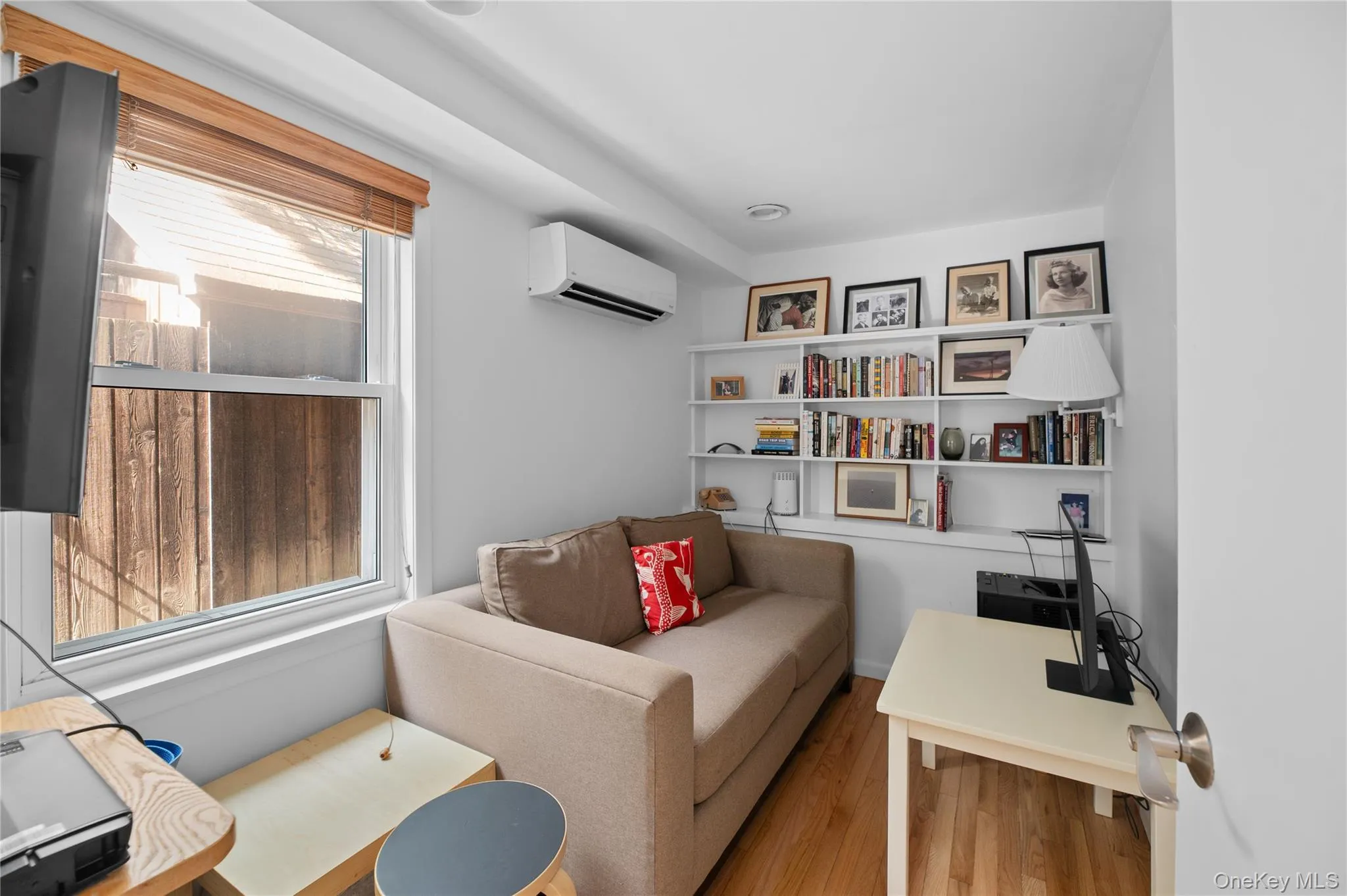 43 Ivy Avenue, Islip, NY, 4 Bedrooms Bedrooms, 6 Rooms Rooms,3 BathroomsBathrooms,Residential,For Rent,Ivy,0,1031688 43 Ivy Avenue, Islip, NY, 4 Bedrooms Bedrooms, 6 Rooms Rooms,3 BathroomsBathrooms,Residential,For Rent,Ivy,0,1031688