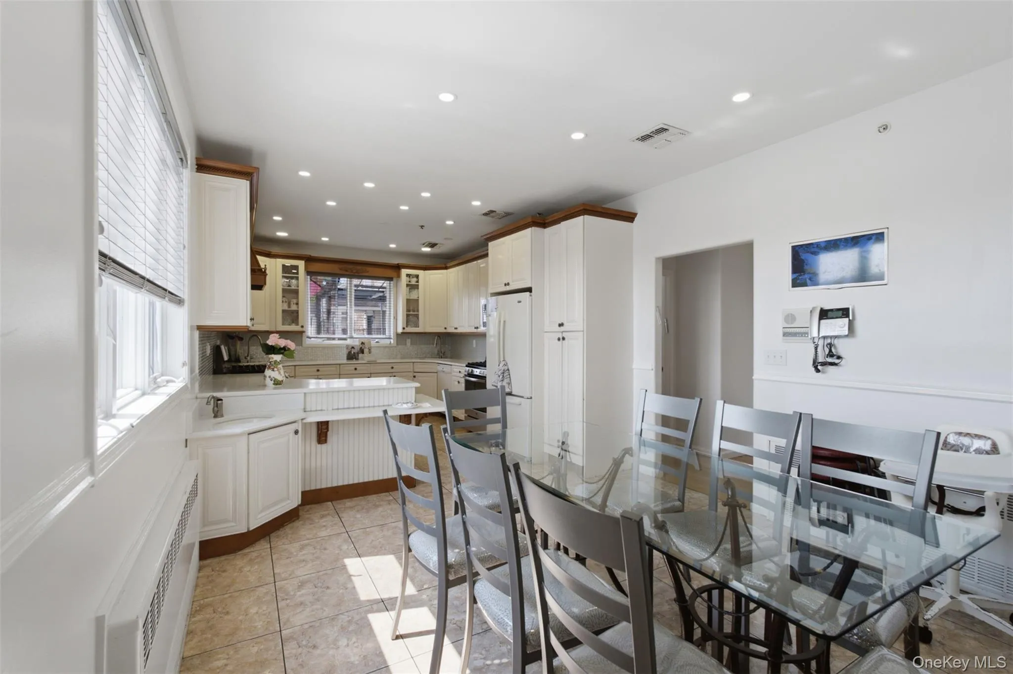 1 Butterman Place, Ramapo, NY, 7 Bedrooms Bedrooms, 14 Rooms Rooms,3 BathroomsBathrooms,Residential,For Rent,Butterman,0,1031689 1 Butterman Place, Ramapo, NY, 7 Bedrooms Bedrooms, 14 Rooms Rooms,3 BathroomsBathrooms,Residential,For Rent,Butterman,0,1031689