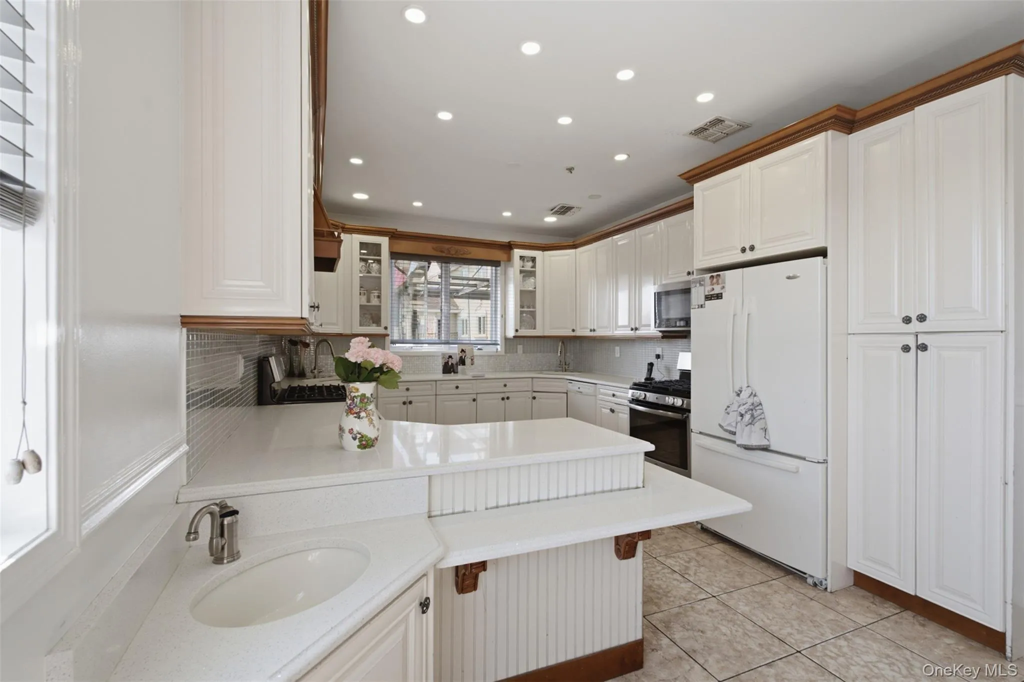 1 Butterman Place, Ramapo, NY, 7 Bedrooms Bedrooms, 14 Rooms Rooms,3 BathroomsBathrooms,Residential,For Rent,Butterman,0,1031689 1 Butterman Place, Ramapo, NY, 7 Bedrooms Bedrooms, 14 Rooms Rooms,3 BathroomsBathrooms,Residential,For Rent,Butterman,0,1031689