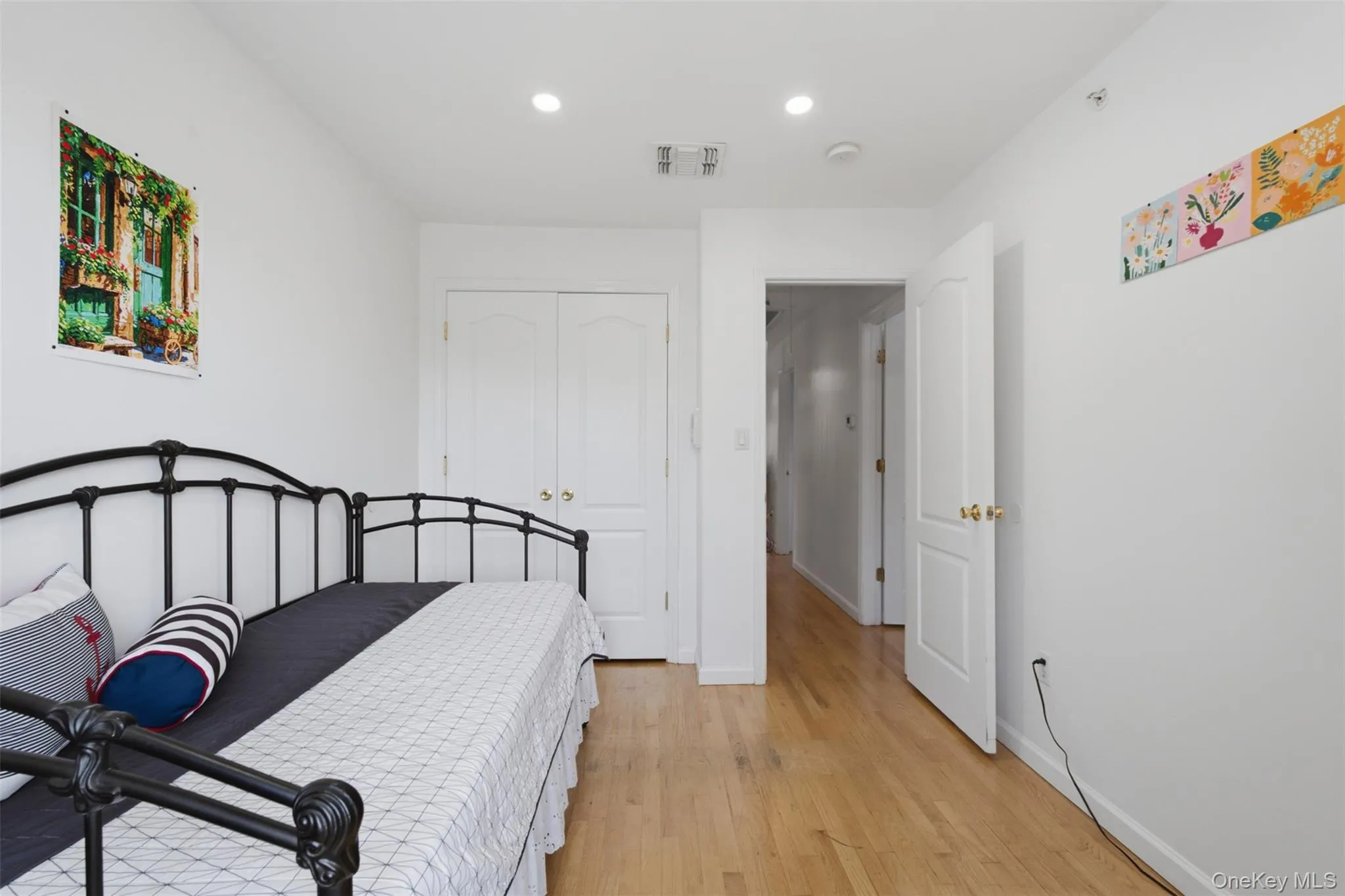 1 Butterman Place, Ramapo, NY, 7 Bedrooms Bedrooms, 14 Rooms Rooms,3 BathroomsBathrooms,Residential,For Rent,Butterman,0,1031689 1 Butterman Place, Ramapo, NY, 7 Bedrooms Bedrooms, 14 Rooms Rooms,3 BathroomsBathrooms,Residential,For Rent,Butterman,0,1031689