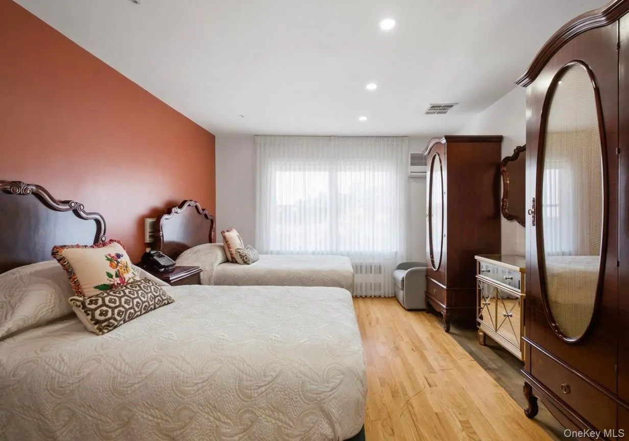 1 Butterman Place, Ramapo, NY, 7 Bedrooms Bedrooms, 14 Rooms Rooms,3 BathroomsBathrooms,Residential,For Rent,Butterman,0,1031689 1 Butterman Place, Ramapo, NY, 7 Bedrooms Bedrooms, 14 Rooms Rooms,3 BathroomsBathrooms,Residential,For Rent,Butterman,0,1031689