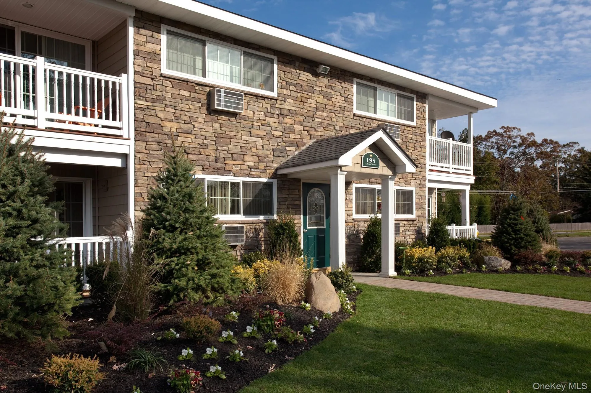 231 Lakeland Avenue, Islip, NY, 1 Bedroom Bedrooms, 4 Rooms Rooms,1 BathroomBathrooms,Residential Lease,For Rent,Lakeland,0,1031690 231 Lakeland Avenue, Islip, NY, 1 Bedroom Bedrooms, 4 Rooms Rooms,1 BathroomBathrooms,Residential Lease,For Rent,Lakeland,0,1031690