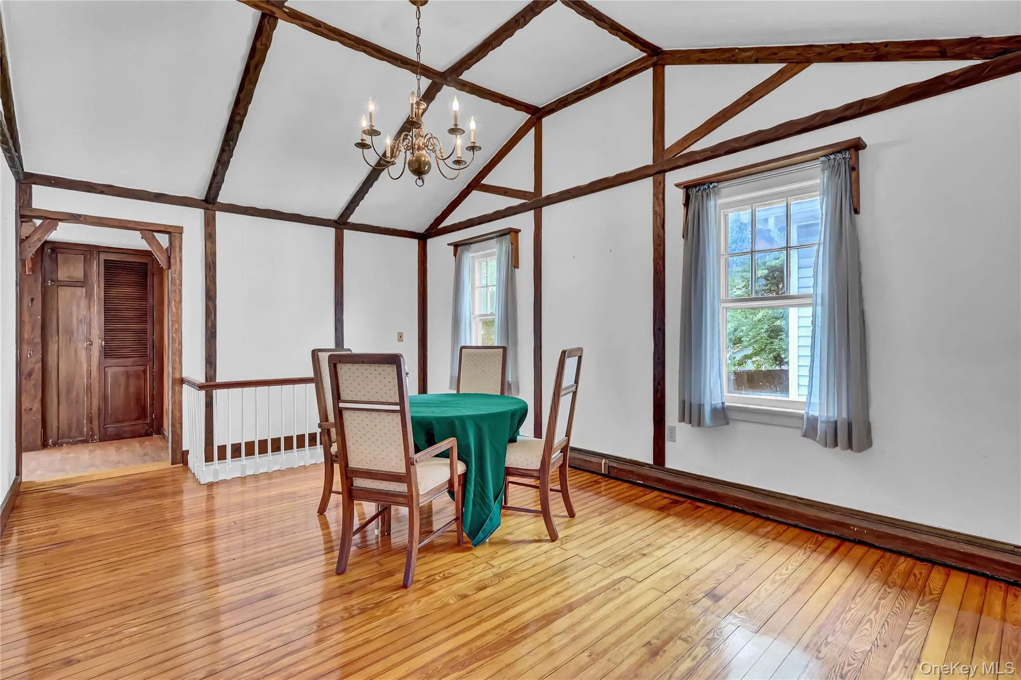 80 Broadway, Islip, NY, 3 Bedrooms Bedrooms, 7 Rooms Rooms,2 BathroomsBathrooms,Residential,For Rent,Broadway,0,1031695 80 Broadway, Islip, NY, 3 Bedrooms Bedrooms, 7 Rooms Rooms,2 BathroomsBathrooms,Residential,For Rent,Broadway,0,1031695