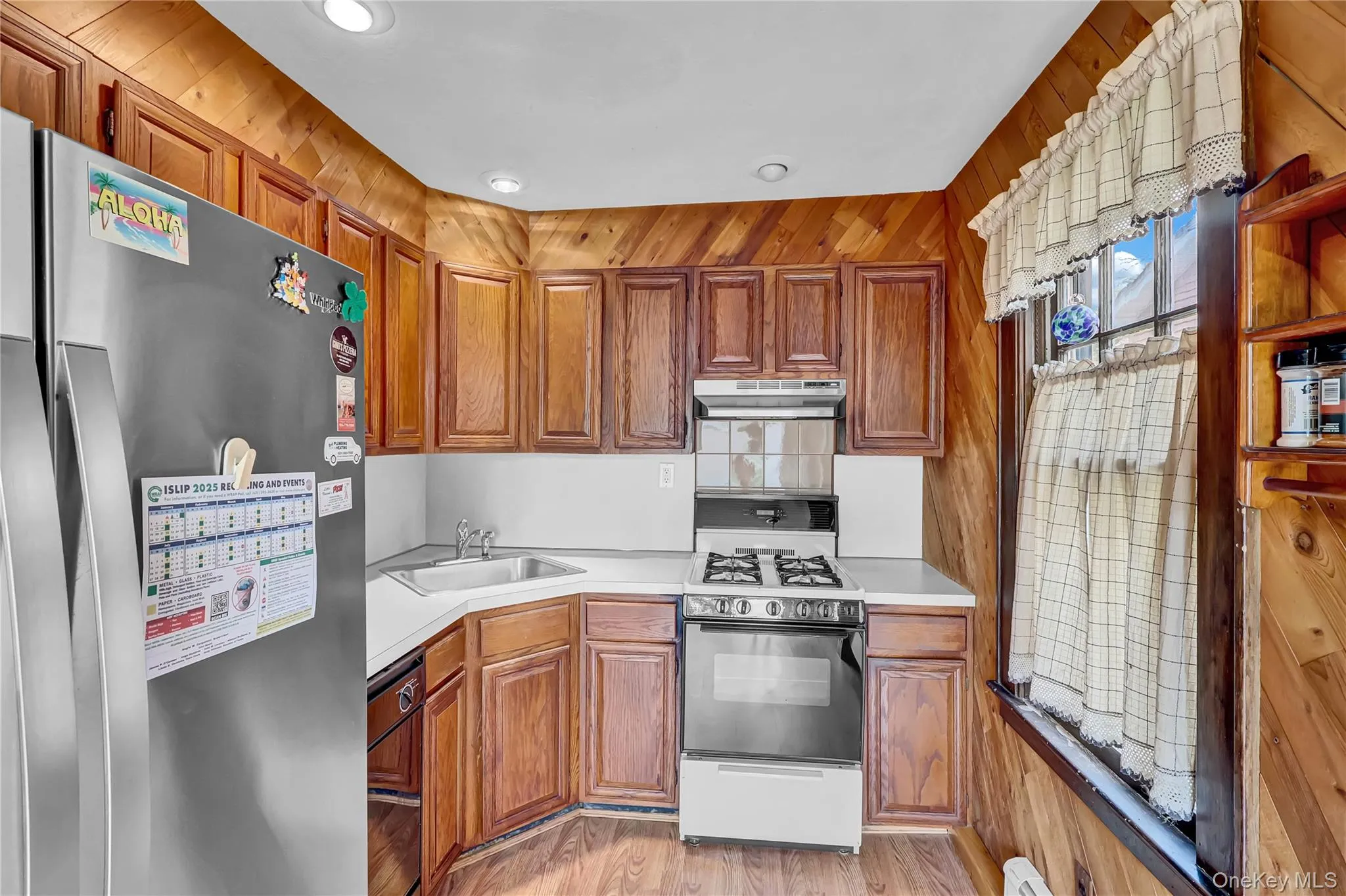 80 Broadway, Islip, NY, 3 Bedrooms Bedrooms, 7 Rooms Rooms,2 BathroomsBathrooms,Residential,For Rent,Broadway,0,1031695 80 Broadway, Islip, NY, 3 Bedrooms Bedrooms, 7 Rooms Rooms,2 BathroomsBathrooms,Residential,For Rent,Broadway,0,1031695