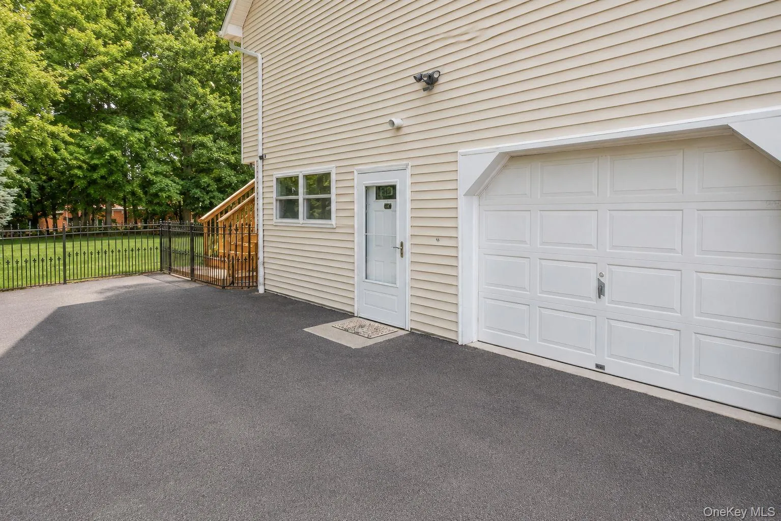 26 Seals Drive, Monroe, NY, 4 Bedrooms Bedrooms, 8 Rooms Rooms,4 BathroomsBathrooms,Residential,For Rent,Seals,0,1031701 26 Seals Drive, Monroe, NY, 4 Bedrooms Bedrooms, 8 Rooms Rooms,4 BathroomsBathrooms,Residential,For Rent,Seals,0,1031701
