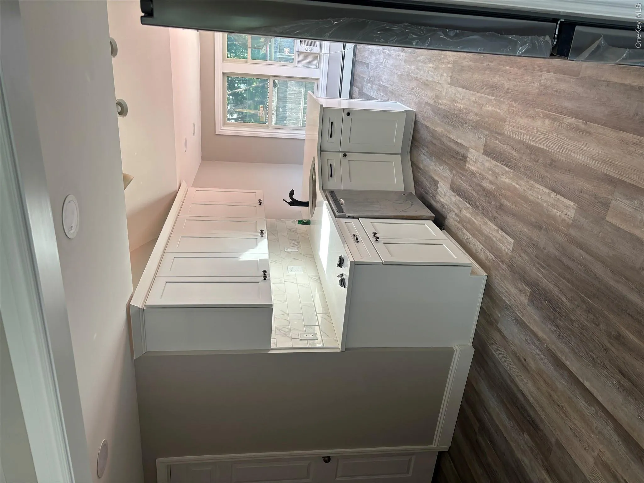 29 Laurel Street, Brookhaven, NY, 2 Bedrooms Bedrooms, 5 Rooms Rooms,1 BathroomBathrooms,Residential Lease,For Rent,Laurel,0,1031704 29 Laurel Street, Brookhaven, NY, 2 Bedrooms Bedrooms, 5 Rooms Rooms,1 BathroomBathrooms,Residential Lease,For Rent,Laurel,0,1031704
