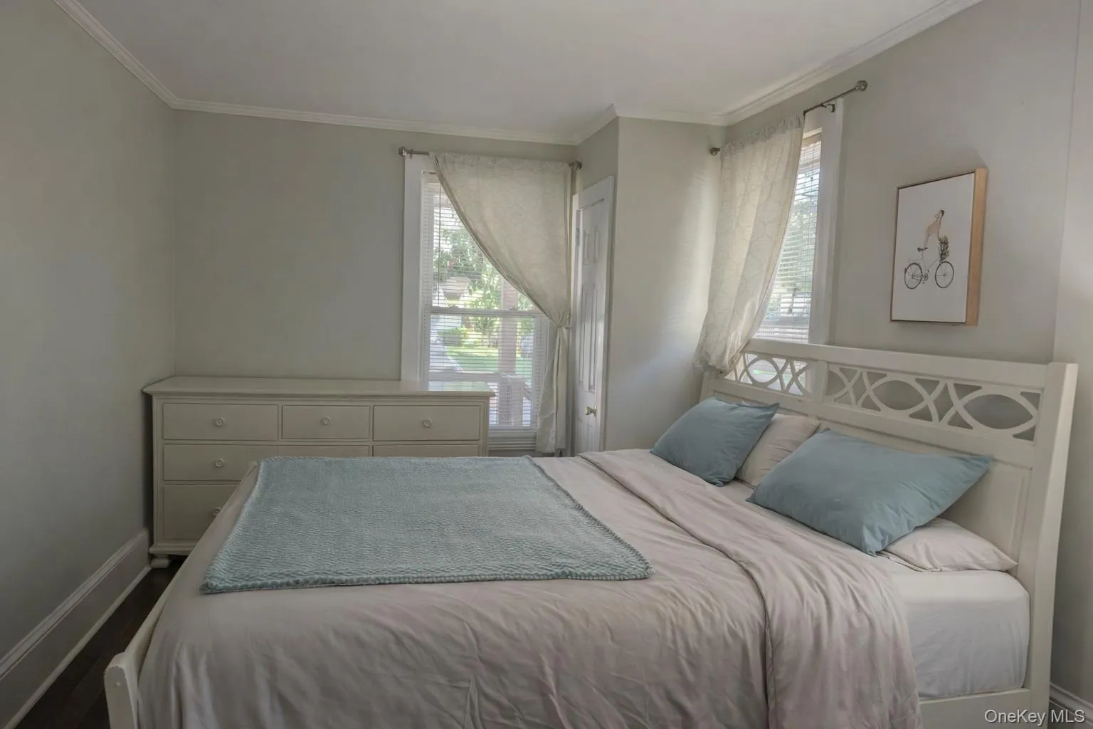 24 Madison Avenue, Oyster Bay, NY, 2 Bedrooms Bedrooms, 5 Rooms Rooms,1 BathroomBathrooms,Residential Lease,For Rent,Madison,0,1031706 24 Madison Avenue, Oyster Bay, NY, 2 Bedrooms Bedrooms, 5 Rooms Rooms,1 BathroomBathrooms,Residential Lease,For Rent,Madison,0,1031706