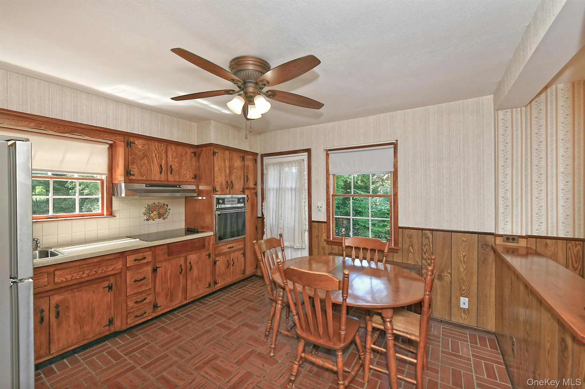 20 Brook Lane, Smithtown, NY, 3 Bedrooms Bedrooms, 6 Rooms Rooms,1 BathroomBathrooms,Residential,For Rent,Brook,0,1031716 20 Brook Lane, Smithtown, NY, 3 Bedrooms Bedrooms, 6 Rooms Rooms,1 BathroomBathrooms,Residential,For Rent,Brook,0,1031716