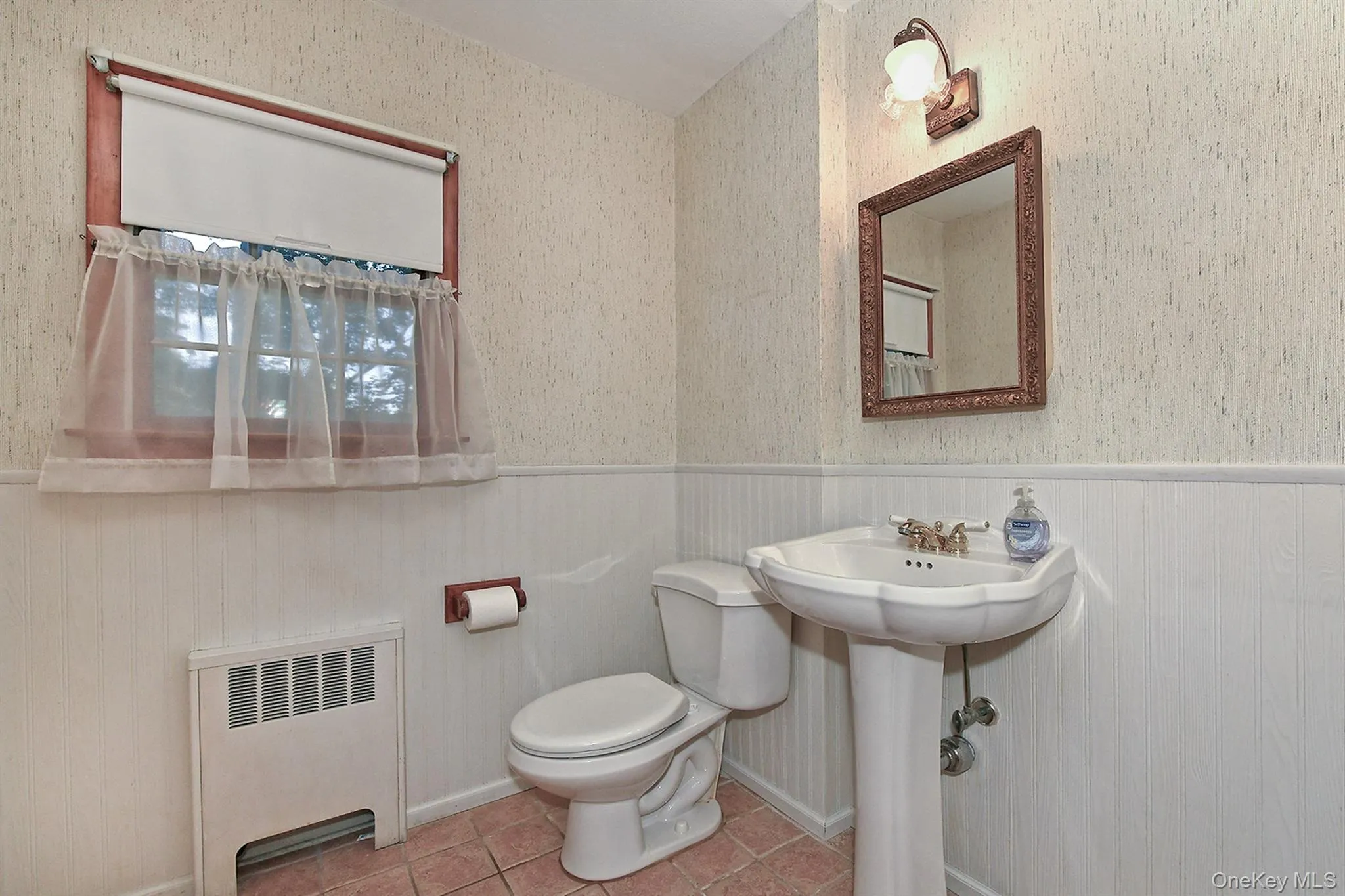 20 Brook Lane, Smithtown, NY, 3 Bedrooms Bedrooms, 6 Rooms Rooms,1 BathroomBathrooms,Residential,For Rent,Brook,0,1031716 20 Brook Lane, Smithtown, NY, 3 Bedrooms Bedrooms, 6 Rooms Rooms,1 BathroomBathrooms,Residential,For Rent,Brook,0,1031716