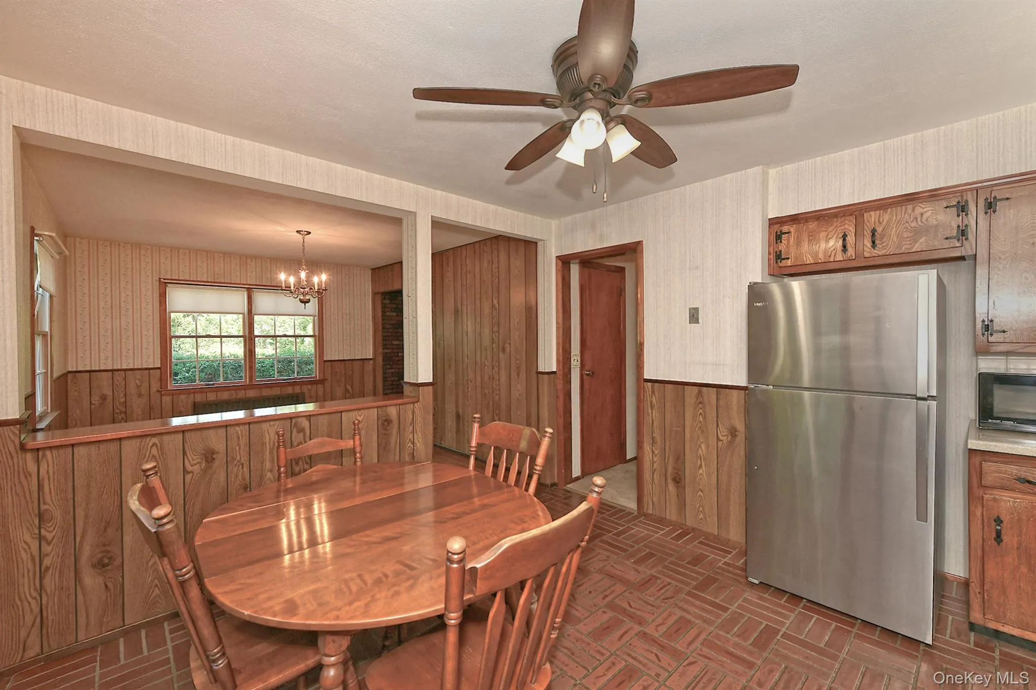 20 Brook Lane, Smithtown, NY, 3 Bedrooms Bedrooms, 6 Rooms Rooms,1 BathroomBathrooms,Residential,For Rent,Brook,0,1031716 20 Brook Lane, Smithtown, NY, 3 Bedrooms Bedrooms, 6 Rooms Rooms,1 BathroomBathrooms,Residential,For Rent,Brook,0,1031716