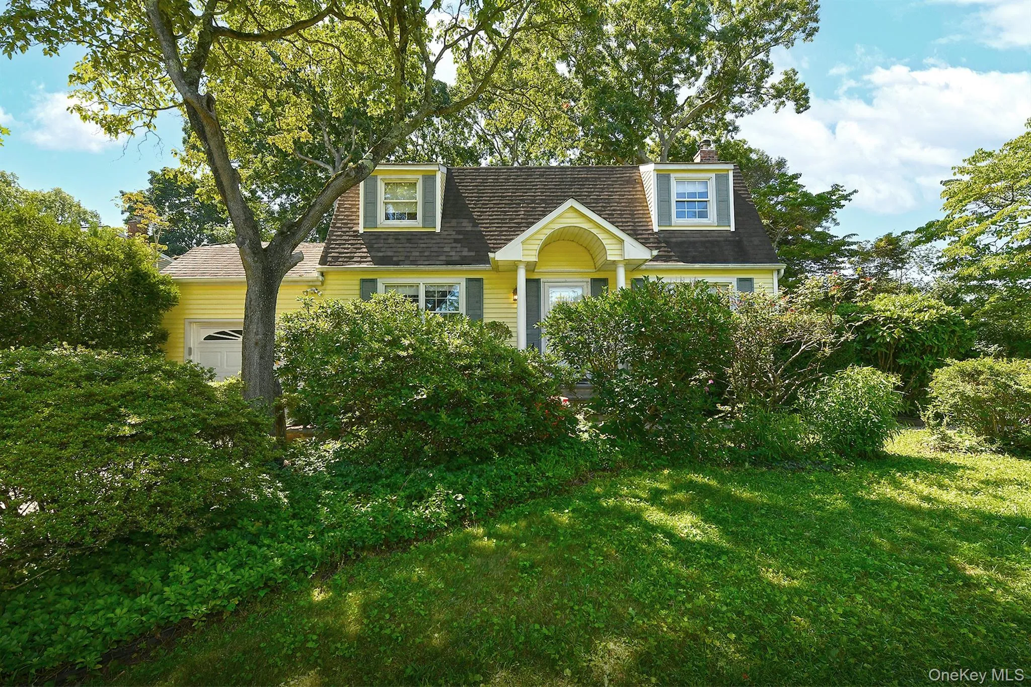 20 Brook Lane, Smithtown, NY, 3 Bedrooms Bedrooms, 6 Rooms Rooms,1 BathroomBathrooms,Residential,For Rent,Brook,0,1031716 20 Brook Lane, Smithtown, NY, 3 Bedrooms Bedrooms, 6 Rooms Rooms,1 BathroomBathrooms,Residential,For Rent,Brook,0,1031716