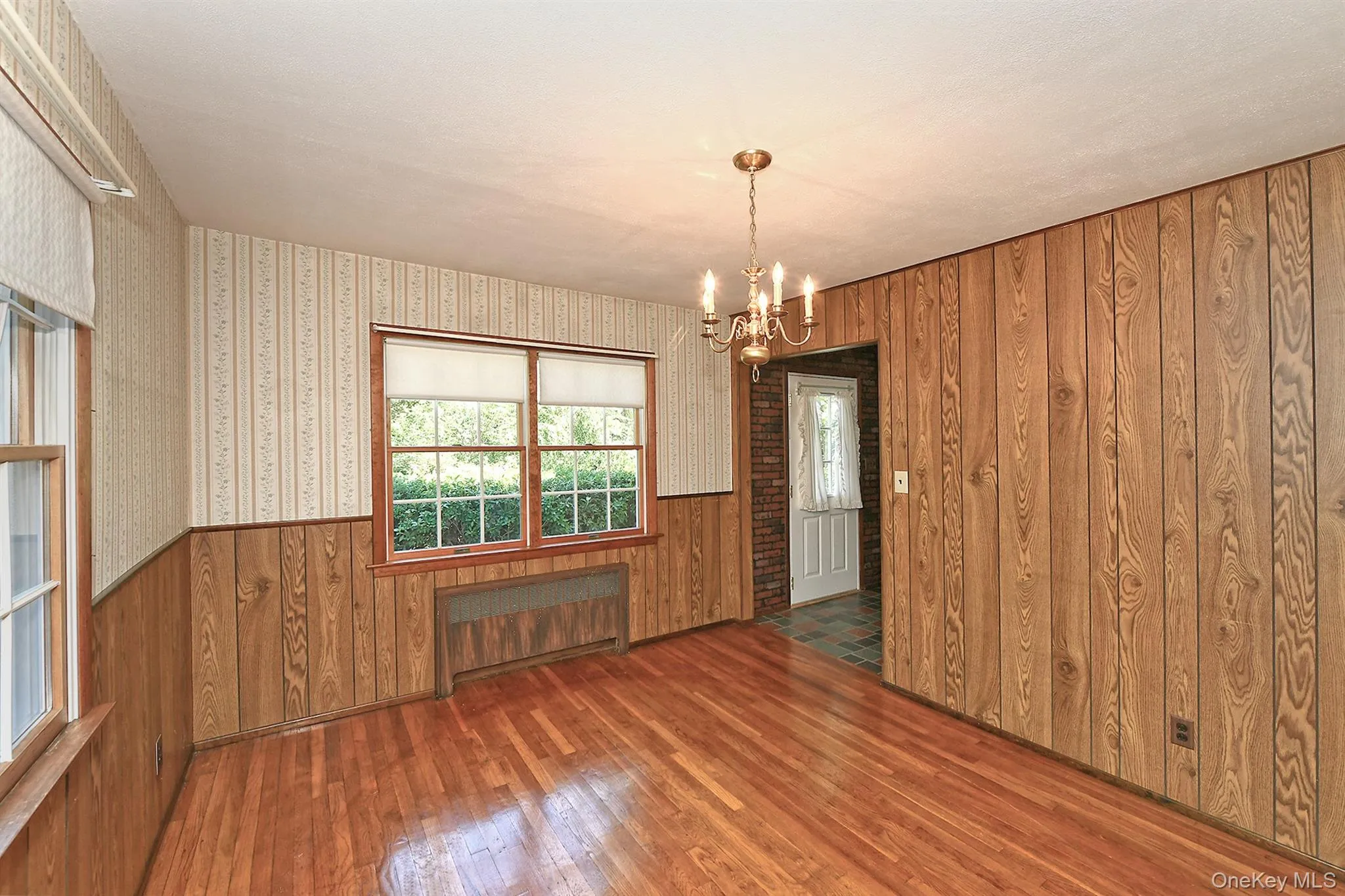 20 Brook Lane, Smithtown, NY, 3 Bedrooms Bedrooms, 6 Rooms Rooms,1 BathroomBathrooms,Residential,For Rent,Brook,0,1031716 20 Brook Lane, Smithtown, NY, 3 Bedrooms Bedrooms, 6 Rooms Rooms,1 BathroomBathrooms,Residential,For Rent,Brook,0,1031716