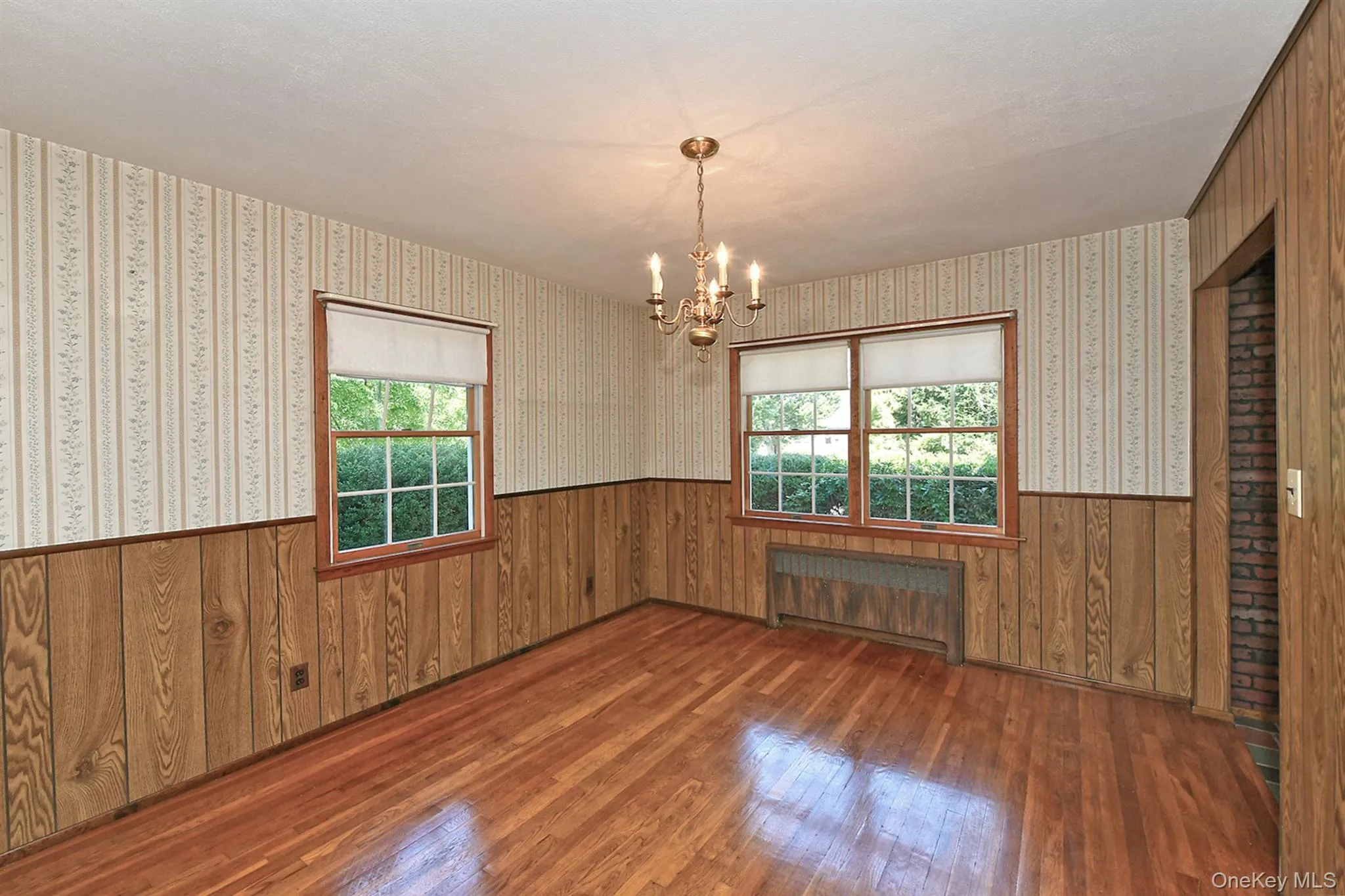 20 Brook Lane, Smithtown, NY, 3 Bedrooms Bedrooms, 6 Rooms Rooms,1 BathroomBathrooms,Residential,For Rent,Brook,0,1031716 20 Brook Lane, Smithtown, NY, 3 Bedrooms Bedrooms, 6 Rooms Rooms,1 BathroomBathrooms,Residential,For Rent,Brook,0,1031716