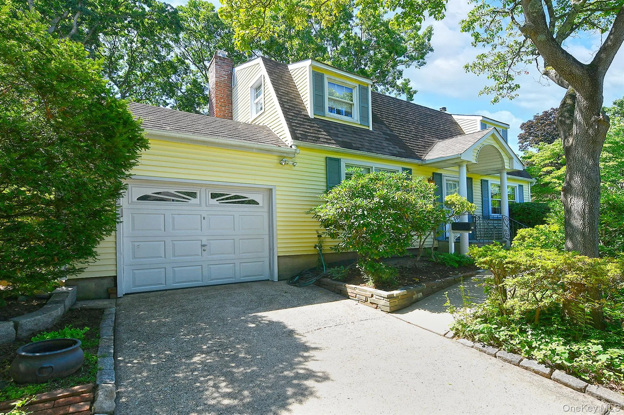 20 Brook Lane, Smithtown, NY, 3 Bedrooms Bedrooms, 6 Rooms Rooms,1 BathroomBathrooms,Residential,For Rent,Brook,0,1031716 20 Brook Lane, Smithtown, NY, 3 Bedrooms Bedrooms, 6 Rooms Rooms,1 BathroomBathrooms,Residential,For Rent,Brook,0,1031716