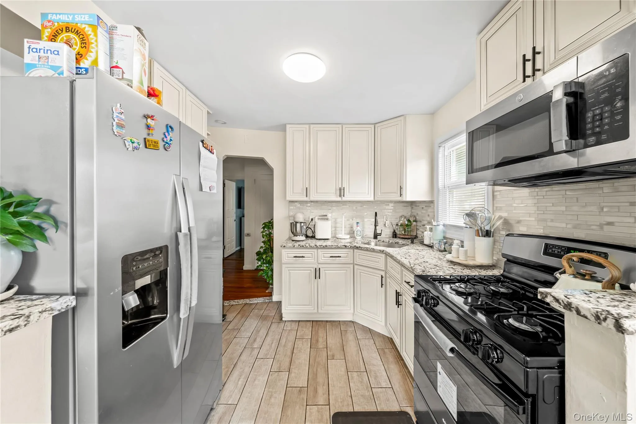 461 Greengrove Avenue, Hempstead, NY, 4 Bedrooms Bedrooms, 6 Rooms Rooms,2 BathroomsBathrooms,Residential,For Rent,Greengrove,0,1031717 461 Greengrove Avenue, Hempstead, NY, 4 Bedrooms Bedrooms, 6 Rooms Rooms,2 BathroomsBathrooms,Residential,For Rent,Greengrove,0,1031717