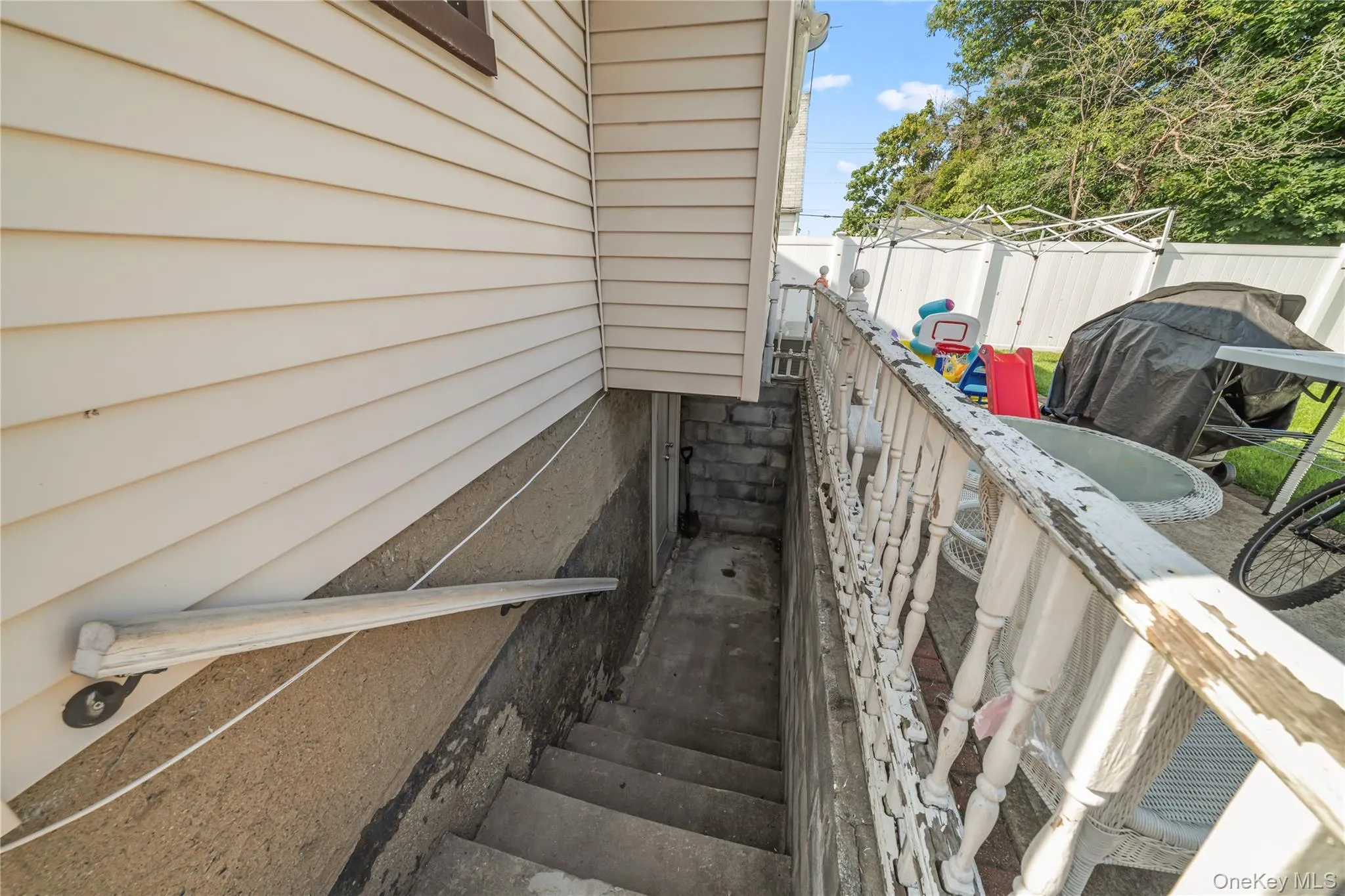 461 Greengrove Avenue, Hempstead, NY, 4 Bedrooms Bedrooms, 6 Rooms Rooms,2 BathroomsBathrooms,Residential,For Rent,Greengrove,0,1031717 461 Greengrove Avenue, Hempstead, NY, 4 Bedrooms Bedrooms, 6 Rooms Rooms,2 BathroomsBathrooms,Residential,For Rent,Greengrove,0,1031717
