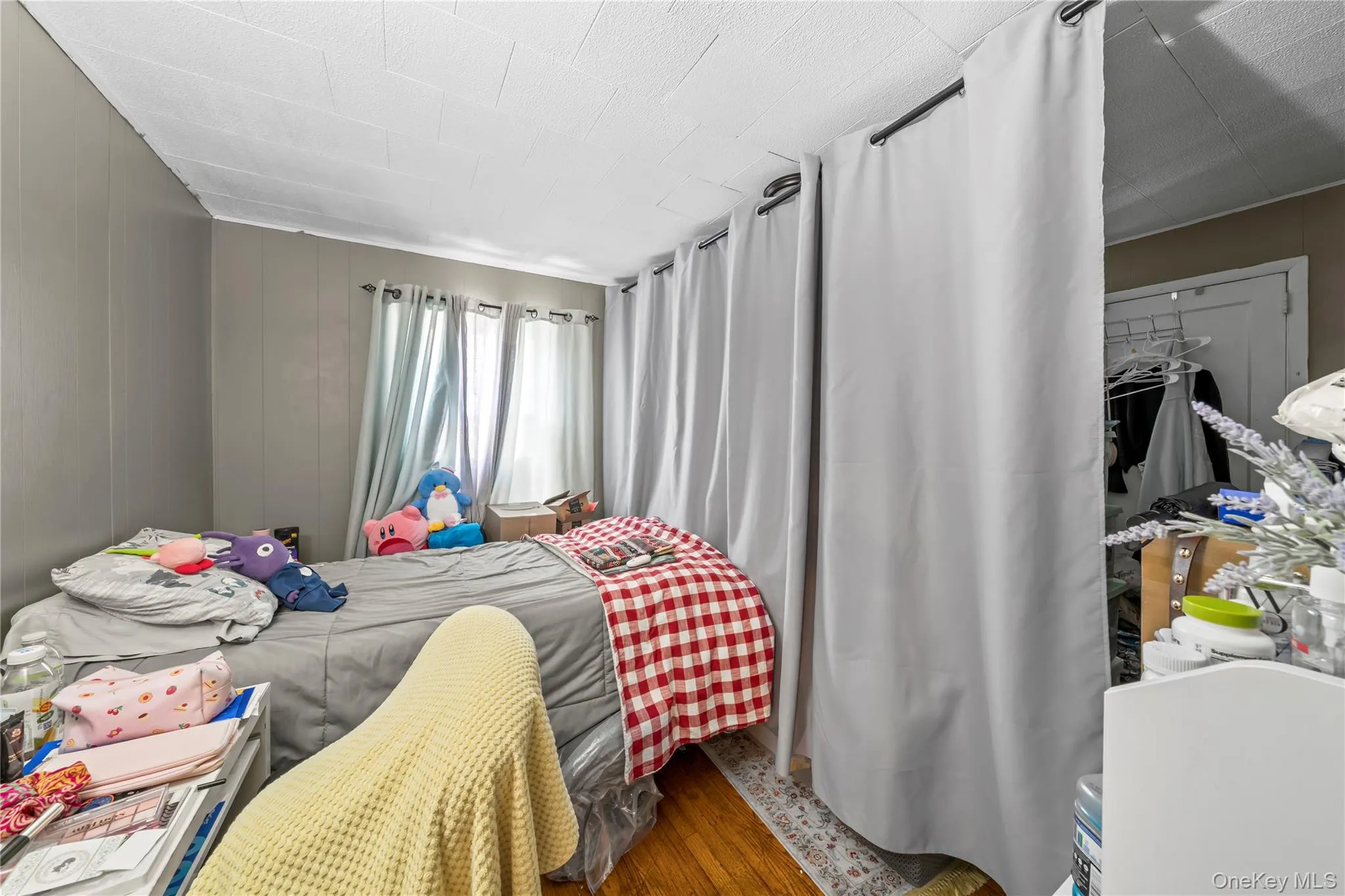 461 Greengrove Avenue, Hempstead, NY, 4 Bedrooms Bedrooms, 6 Rooms Rooms,2 BathroomsBathrooms,Residential,For Rent,Greengrove,0,1031717 461 Greengrove Avenue, Hempstead, NY, 4 Bedrooms Bedrooms, 6 Rooms Rooms,2 BathroomsBathrooms,Residential,For Rent,Greengrove,0,1031717