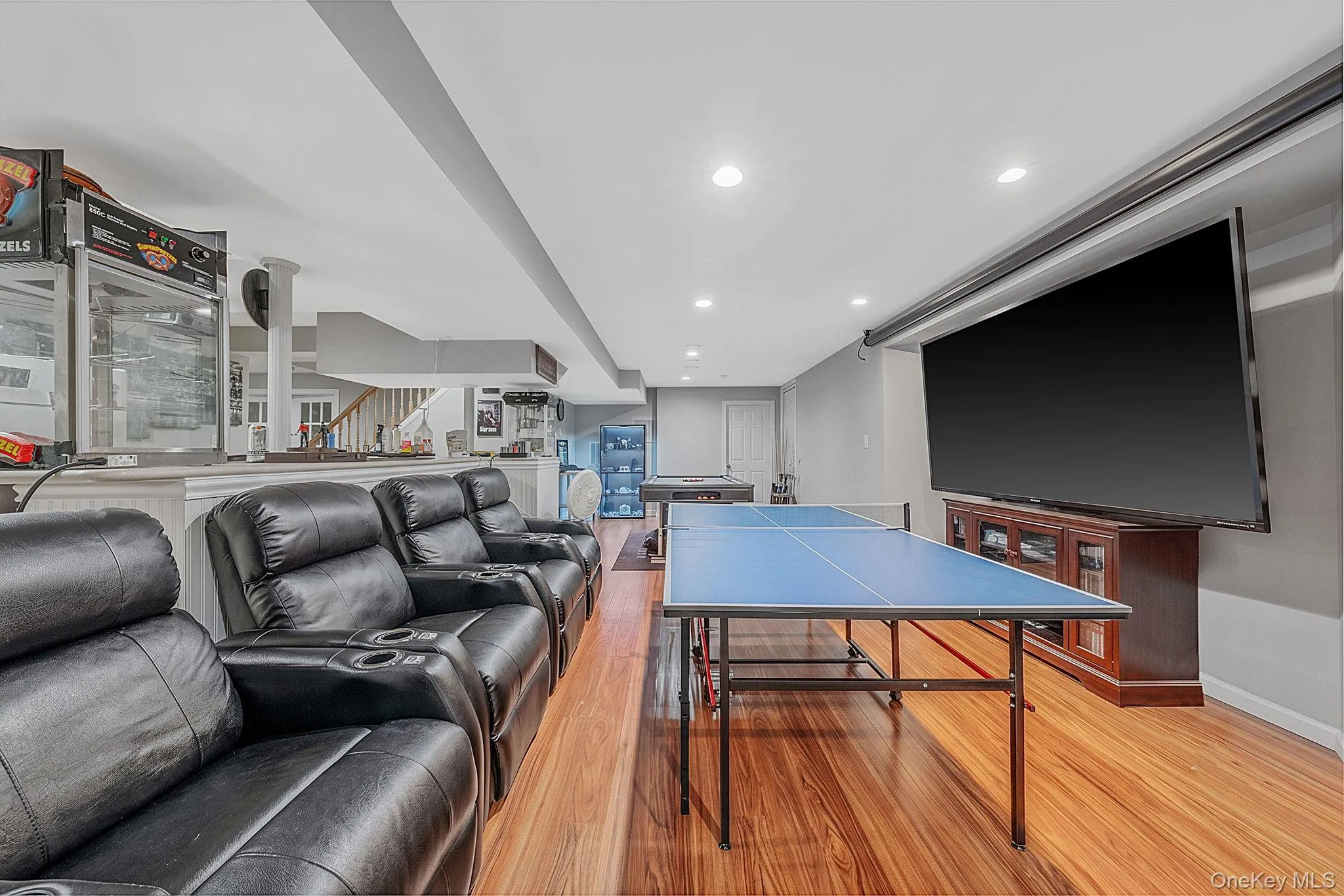 62 Ridgefield Dr, Brookhaven, NY, 4 Bedrooms Bedrooms, 12 Rooms Rooms,3 BathroomsBathrooms,Residential,For Rent,Ridgefield Dr,0,1031722 62 Ridgefield Dr, Brookhaven, NY, 4 Bedrooms Bedrooms, 12 Rooms Rooms,3 BathroomsBathrooms,Residential,For Rent,Ridgefield Dr,0,1031722