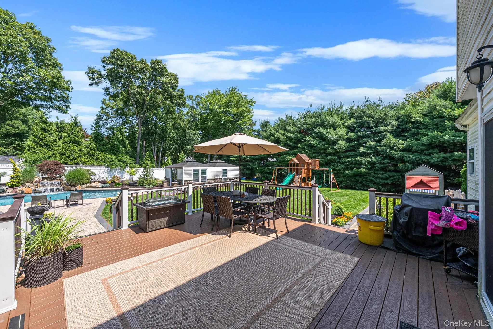 62 Ridgefield Dr, Brookhaven, NY, 4 Bedrooms Bedrooms, 12 Rooms Rooms,3 BathroomsBathrooms,Residential,For Rent,Ridgefield Dr,0,1031722 62 Ridgefield Dr, Brookhaven, NY, 4 Bedrooms Bedrooms, 12 Rooms Rooms,3 BathroomsBathrooms,Residential,For Rent,Ridgefield Dr,0,1031722