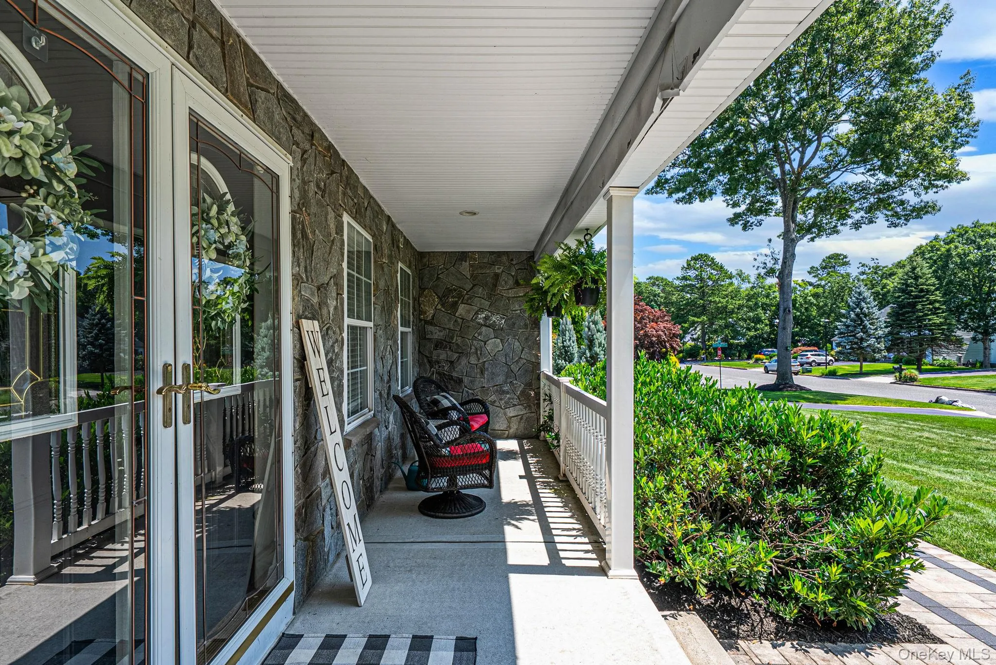 62 Ridgefield Dr, Brookhaven, NY, 4 Bedrooms Bedrooms, 12 Rooms Rooms,3 BathroomsBathrooms,Residential,For Rent,Ridgefield Dr,0,1031722 62 Ridgefield Dr, Brookhaven, NY, 4 Bedrooms Bedrooms, 12 Rooms Rooms,3 BathroomsBathrooms,Residential,For Rent,Ridgefield Dr,0,1031722