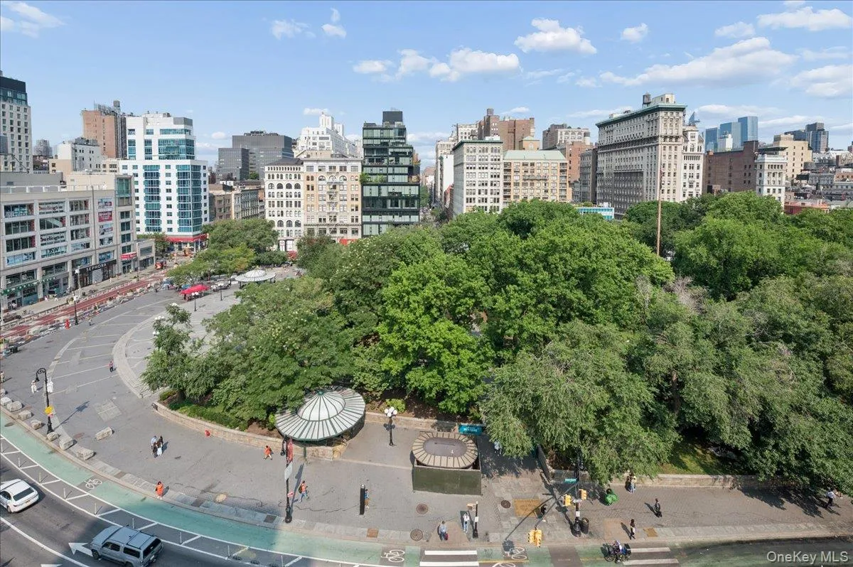 1 Irving Place, New York, NY, 1 Bedroom Bedrooms, 3 Rooms Rooms,1 BathroomBathrooms,Residential,For Rent,Irving,0,1031724 1 Irving Place, New York, NY, 1 Bedroom Bedrooms, 3 Rooms Rooms,1 BathroomBathrooms,Residential,For Rent,Irving,0,1031724
