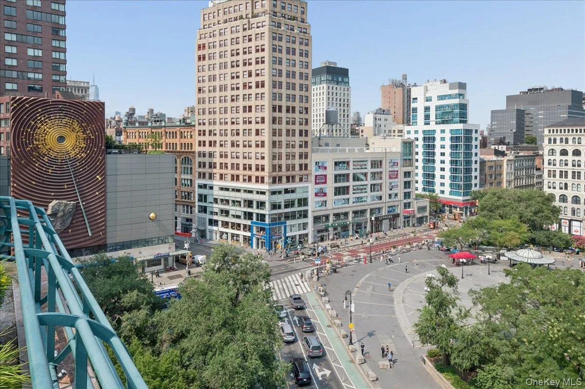 1 Irving Place, New York, NY, 1 Bedroom Bedrooms, 3 Rooms Rooms,1 BathroomBathrooms,Residential,For Rent,Irving,0,1031724 1 Irving Place, New York, NY, 1 Bedroom Bedrooms, 3 Rooms Rooms,1 BathroomBathrooms,Residential,For Rent,Irving,0,1031724
