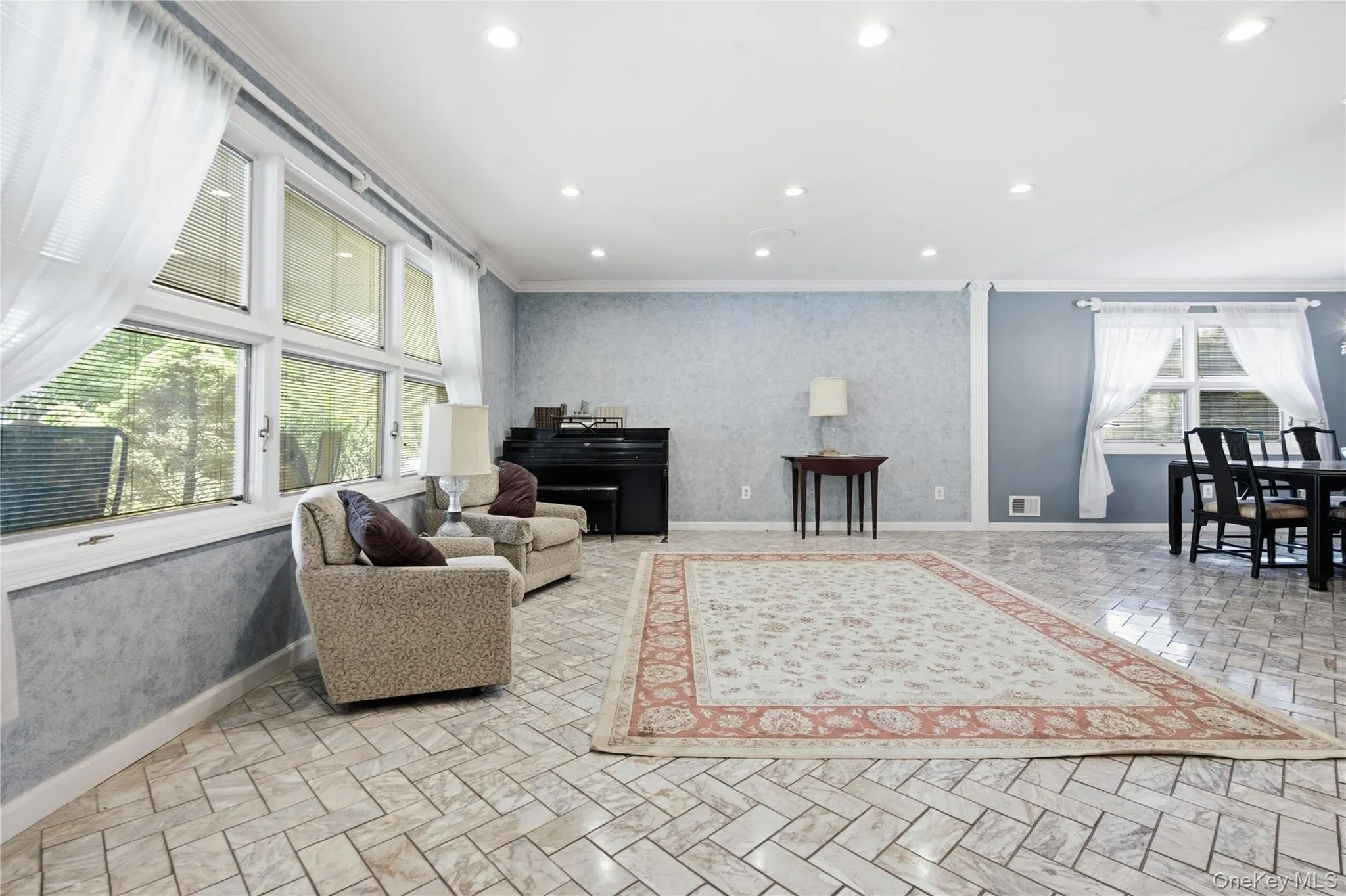 17 Little Brook Lane, Clarkstown, NY, 4 Bedrooms Bedrooms, 7 Rooms Rooms,3 BathroomsBathrooms,Residential,For Rent,Little Brook,0,1031725 17 Little Brook Lane, Clarkstown, NY, 4 Bedrooms Bedrooms, 7 Rooms Rooms,3 BathroomsBathrooms,Residential,For Rent,Little Brook,0,1031725