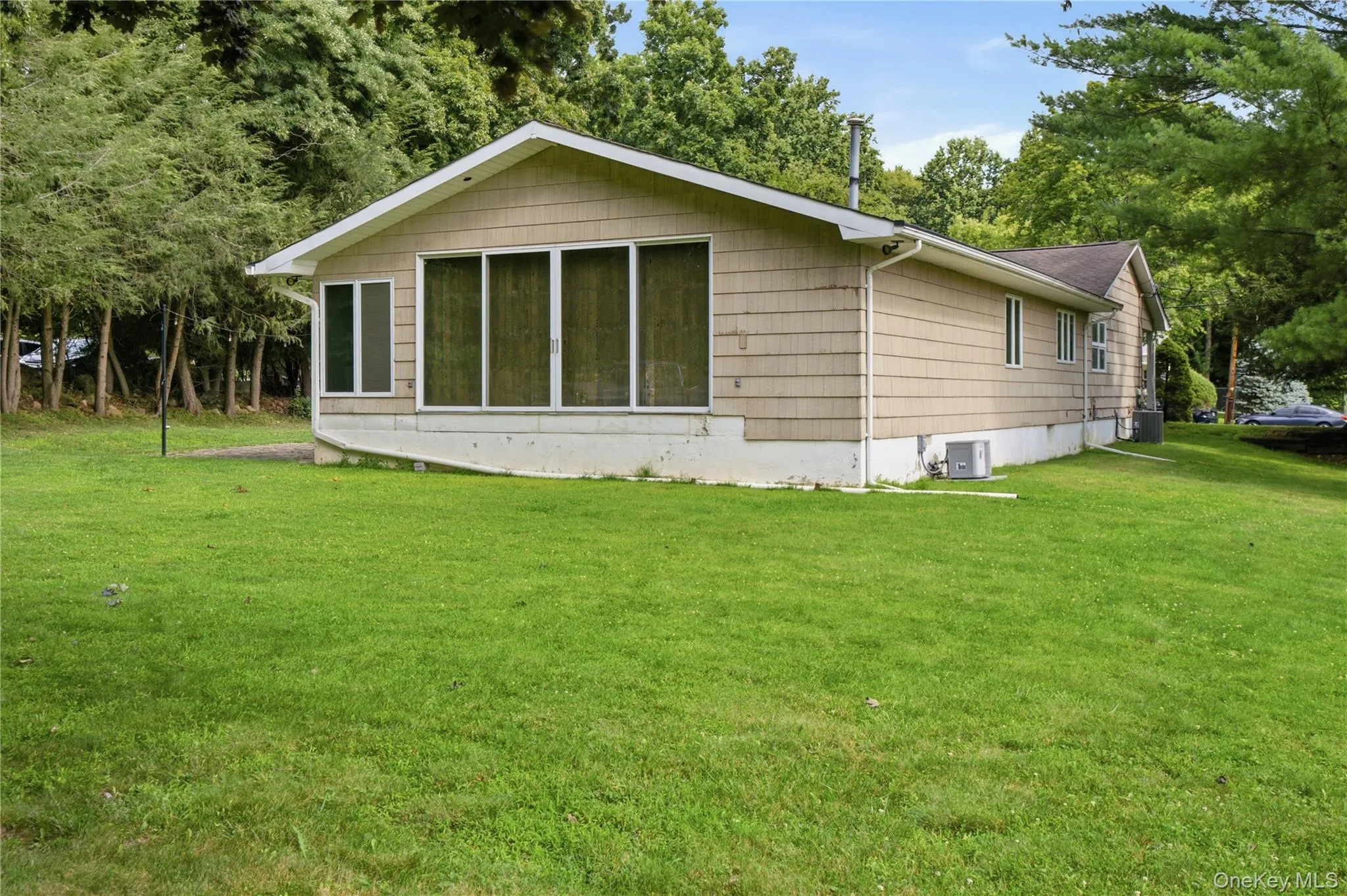 17 Little Brook Lane, Clarkstown, NY, 4 Bedrooms Bedrooms, 7 Rooms Rooms,3 BathroomsBathrooms,Residential,For Rent,Little Brook,0,1031725 17 Little Brook Lane, Clarkstown, NY, 4 Bedrooms Bedrooms, 7 Rooms Rooms,3 BathroomsBathrooms,Residential,For Rent,Little Brook,0,1031725