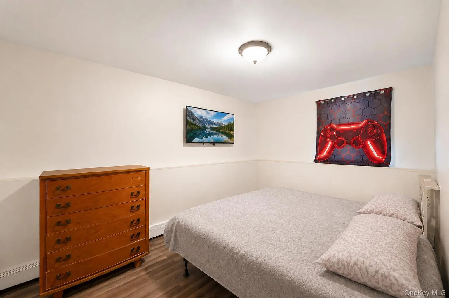 71 Barton Avenue, Brookhaven, NY, 7 Bedrooms Bedrooms, 17 Rooms Rooms,3 BathroomsBathrooms,Residential,For Rent,Barton,0,1031727 71 Barton Avenue, Brookhaven, NY, 7 Bedrooms Bedrooms, 17 Rooms Rooms,3 BathroomsBathrooms,Residential,For Rent,Barton,0,1031727