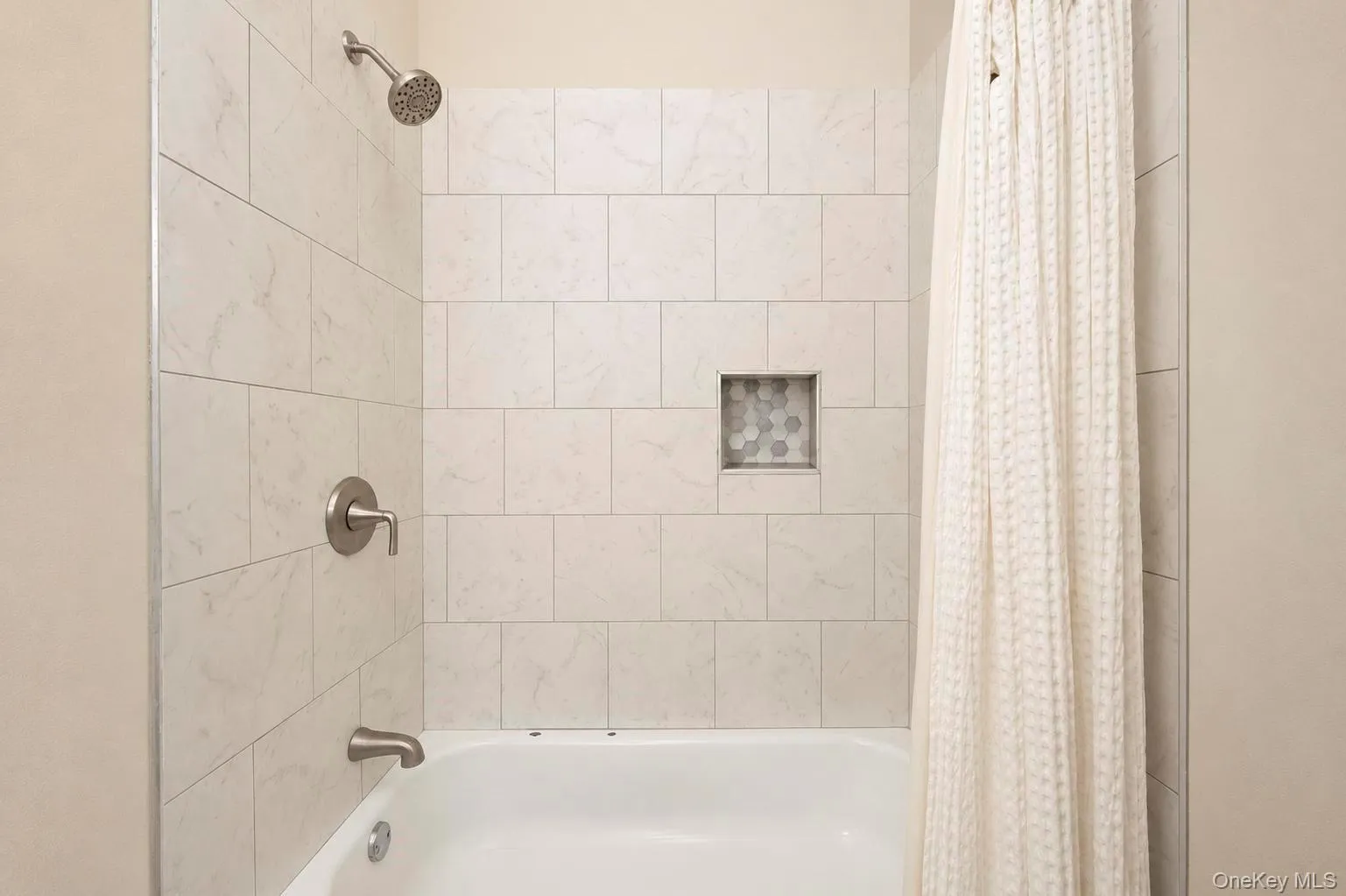 71 Barton Avenue, Brookhaven, NY, 7 Bedrooms Bedrooms, 17 Rooms Rooms,3 BathroomsBathrooms,Residential,For Rent,Barton,0,1031727 71 Barton Avenue, Brookhaven, NY, 7 Bedrooms Bedrooms, 17 Rooms Rooms,3 BathroomsBathrooms,Residential,For Rent,Barton,0,1031727