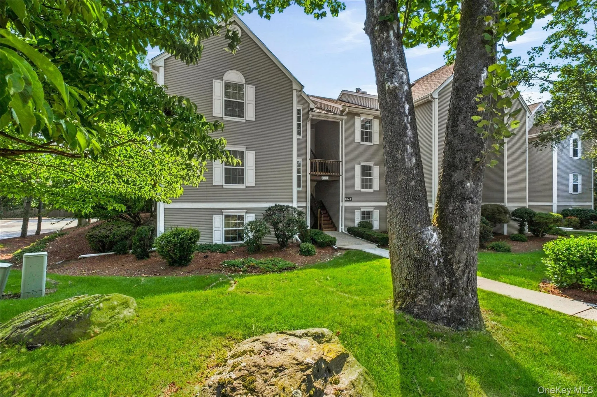 1002 Washington Green, New Windsor, NY, 2 Bedrooms Bedrooms, 4 Rooms Rooms,2 BathroomsBathrooms,Residential,For Rent,Washington,0,1031728 1002 Washington Green, New Windsor, NY, 2 Bedrooms Bedrooms, 4 Rooms Rooms,2 BathroomsBathrooms,Residential,For Rent,Washington,0,1031728