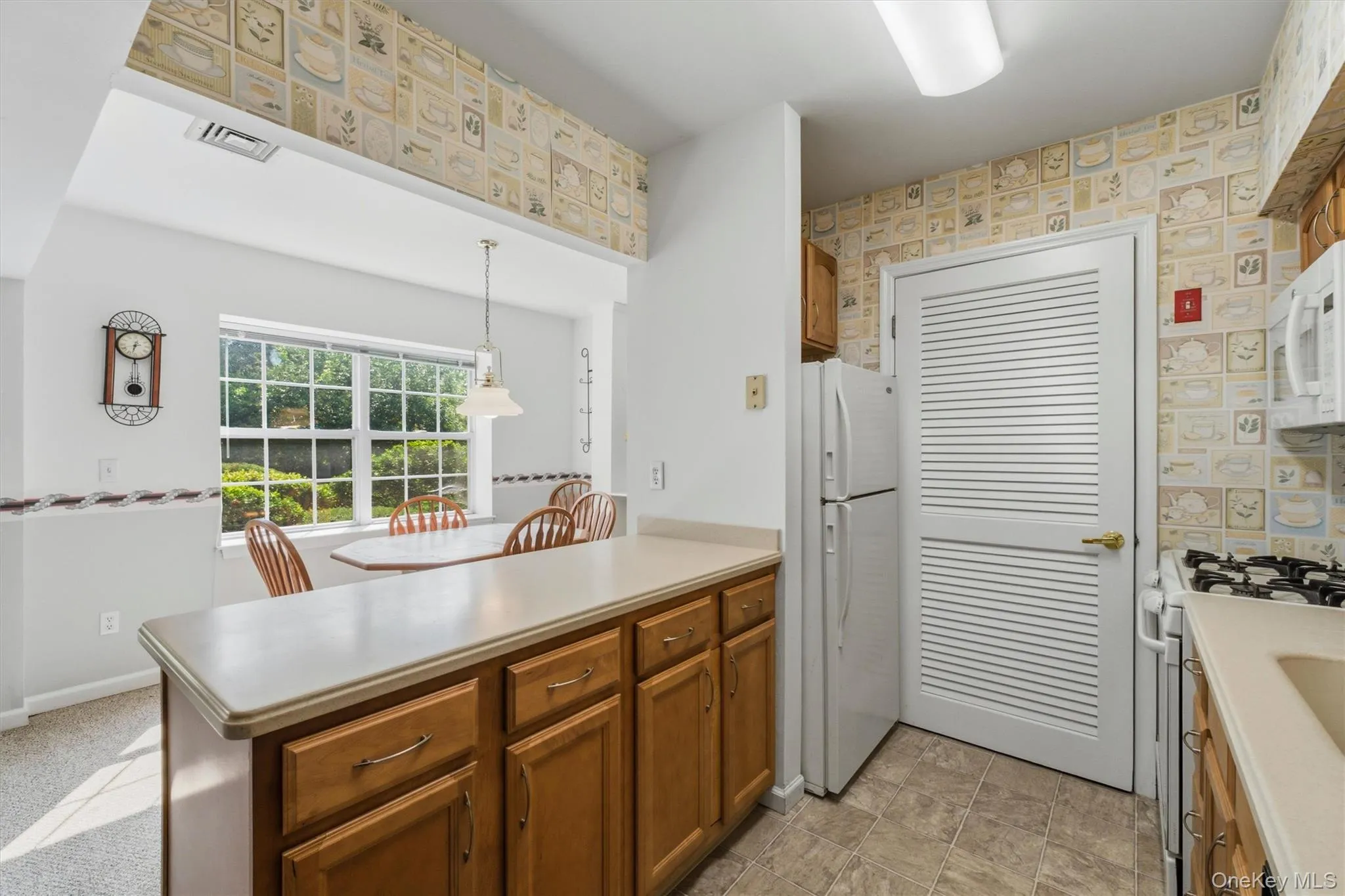 1002 Washington Green, New Windsor, NY, 2 Bedrooms Bedrooms, 4 Rooms Rooms,2 BathroomsBathrooms,Residential,For Rent,Washington,0,1031728 1002 Washington Green, New Windsor, NY, 2 Bedrooms Bedrooms, 4 Rooms Rooms,2 BathroomsBathrooms,Residential,For Rent,Washington,0,1031728