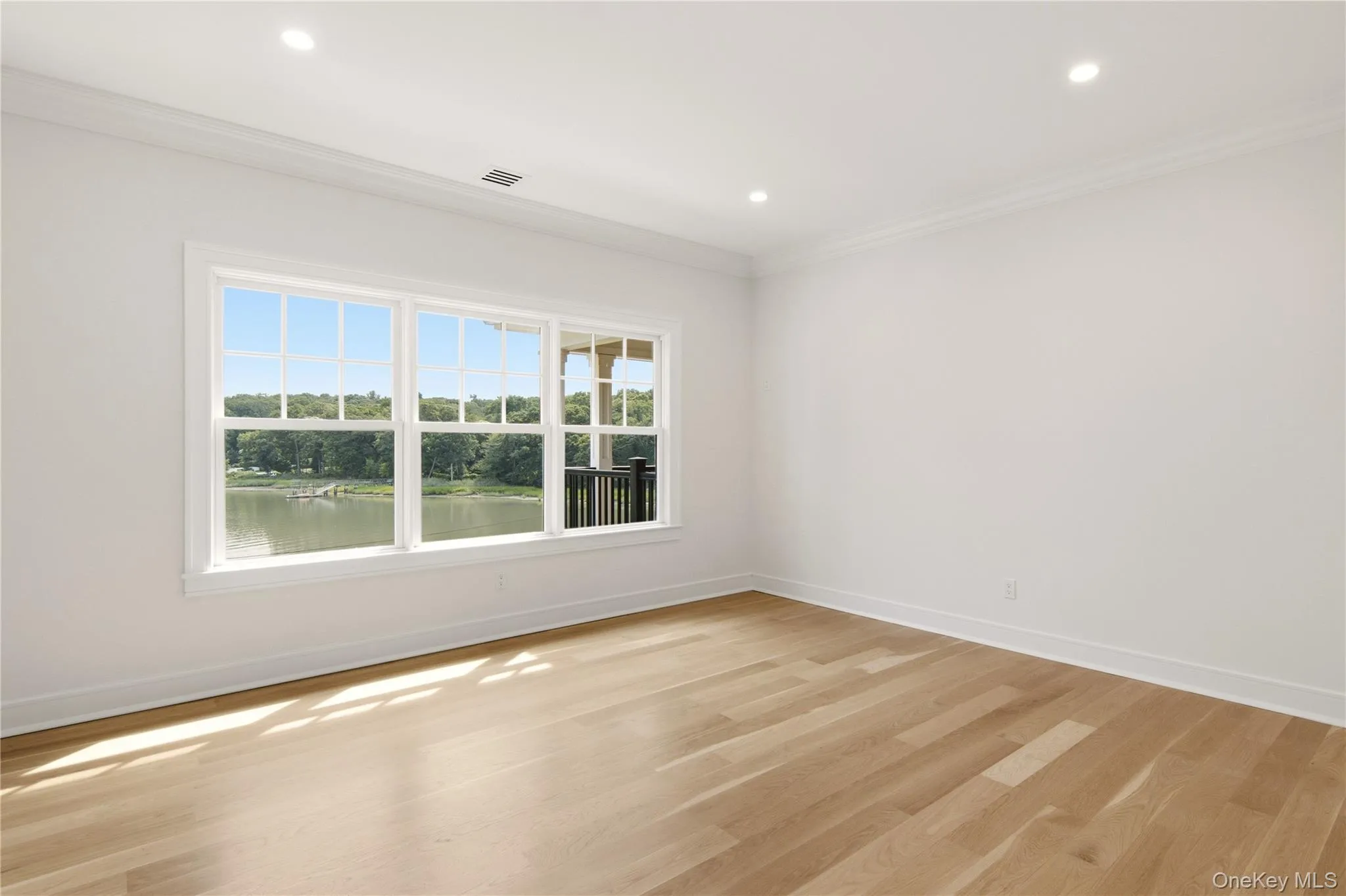 106 Cove Road, Huntington, NY, 6 Bedrooms Bedrooms, 14 Rooms Rooms,6 BathroomsBathrooms,Residential,For Rent,Cove,0,1031732 106 Cove Road, Huntington, NY, 6 Bedrooms Bedrooms, 14 Rooms Rooms,6 BathroomsBathrooms,Residential,For Rent,Cove,0,1031732