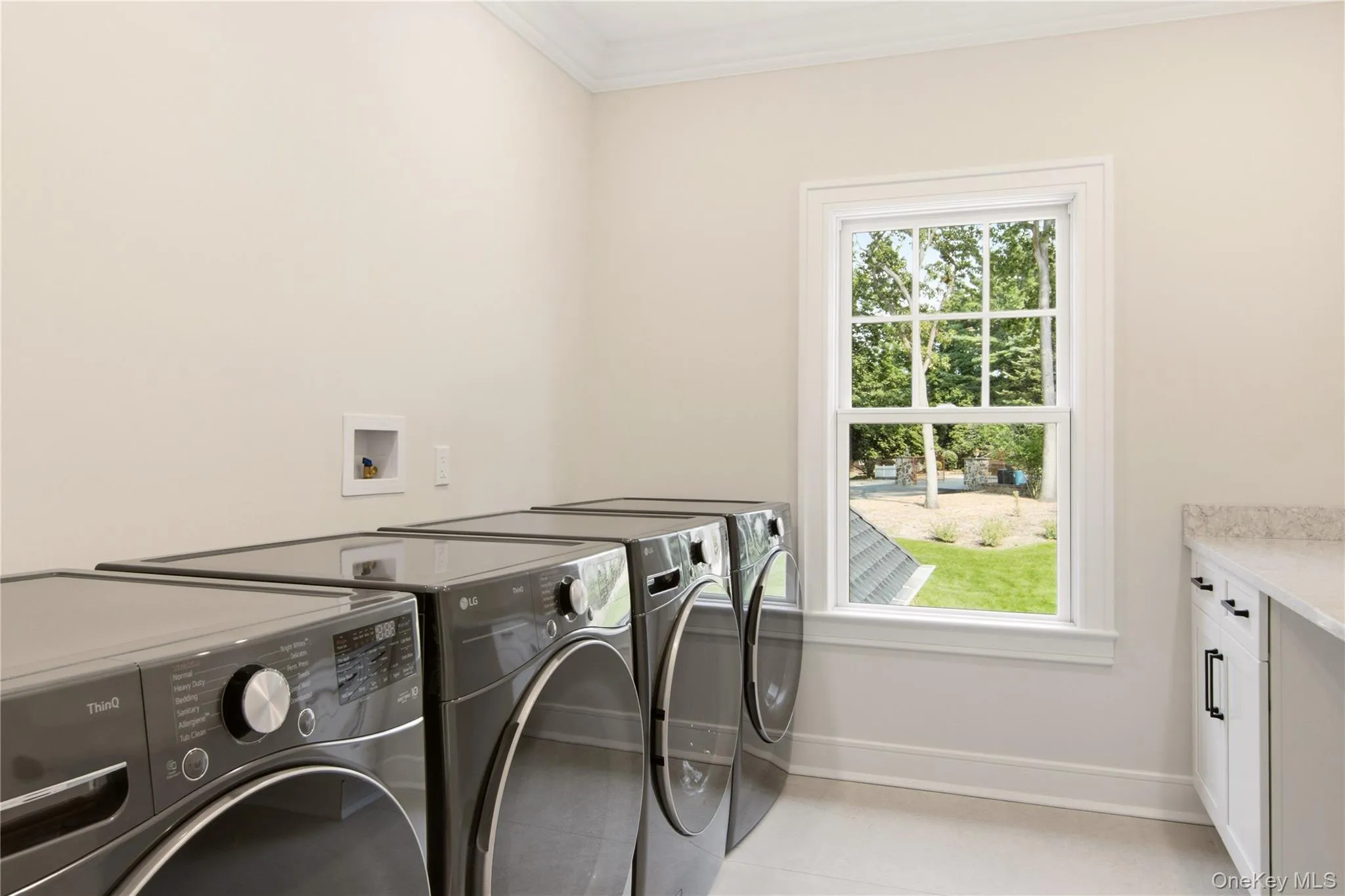 106 Cove Road, Huntington, NY, 6 Bedrooms Bedrooms, 14 Rooms Rooms,6 BathroomsBathrooms,Residential,For Rent,Cove,0,1031732 106 Cove Road, Huntington, NY, 6 Bedrooms Bedrooms, 14 Rooms Rooms,6 BathroomsBathrooms,Residential,For Rent,Cove,0,1031732