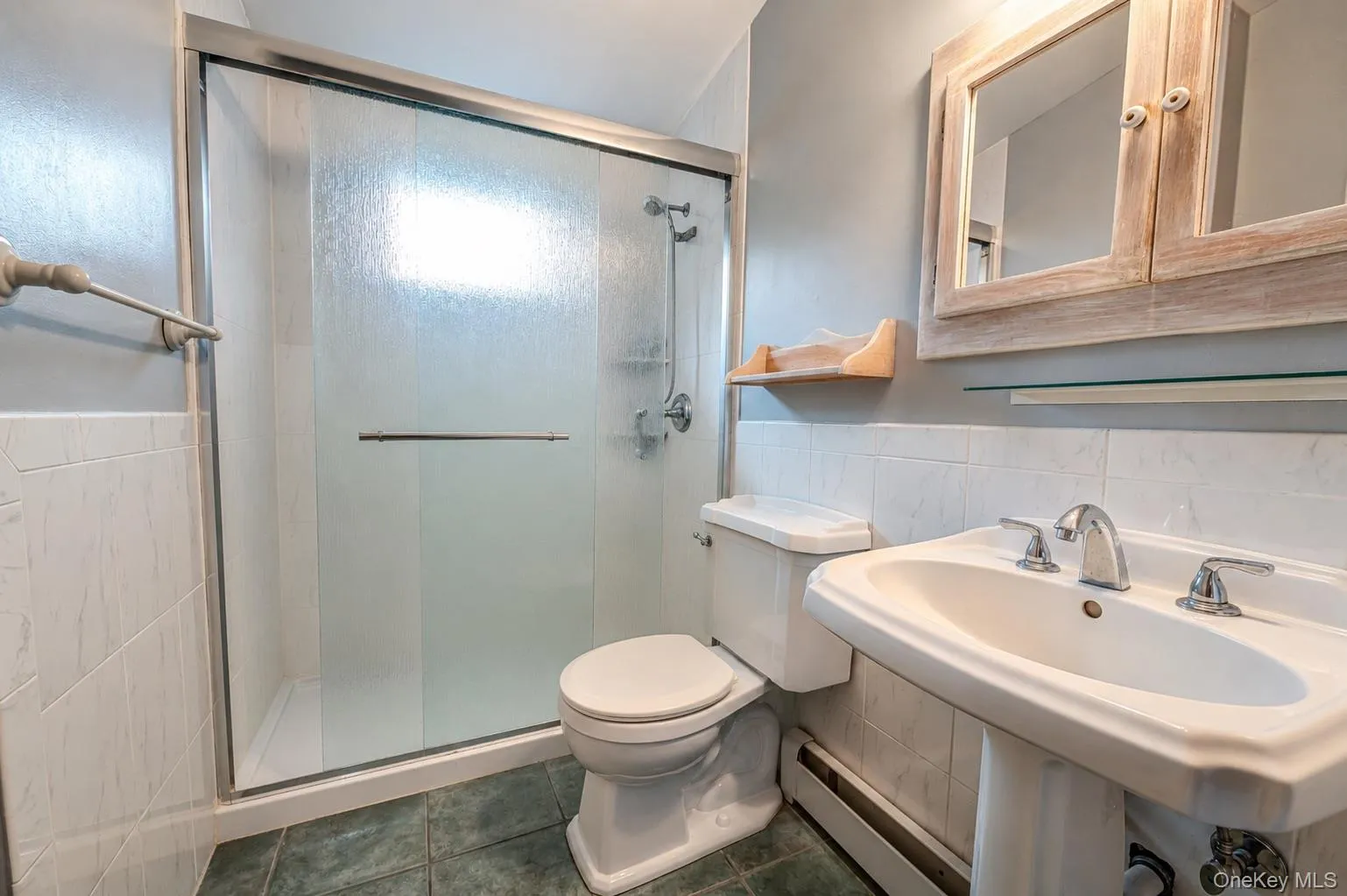 16 Morning Drive, Brookhaven, NY, 3 Bedrooms Bedrooms, 6 Rooms Rooms,1 BathroomBathrooms,Residential,For Rent,Morning,0,1031733 16 Morning Drive, Brookhaven, NY, 3 Bedrooms Bedrooms, 6 Rooms Rooms,1 BathroomBathrooms,Residential,For Rent,Morning,0,1031733