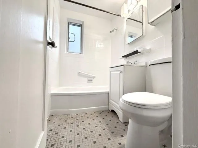 potential get DOB permit to add extra bath. potential get DOB permit to add extra bath.
