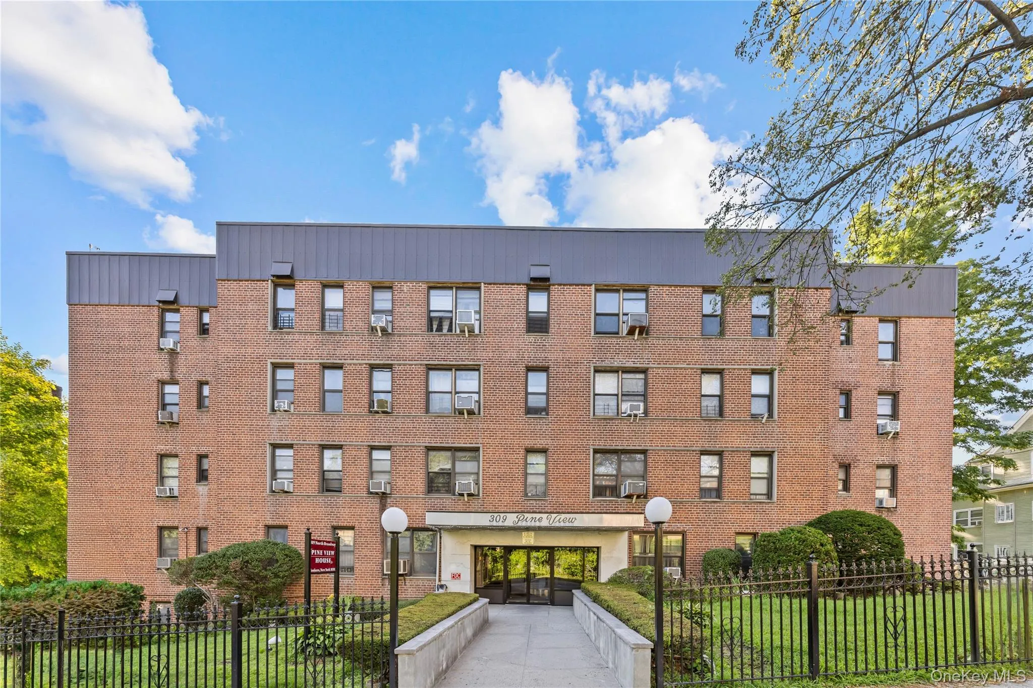 309 N broadway Broadway, Yonkers, NY, 1 Room Rooms,1 BathroomBathrooms,Residential,For Rent,Broadway,0,1031743 309 N broadway Broadway, Yonkers, NY, 1 Room Rooms,1 BathroomBathrooms,Residential,For Rent,Broadway,0,1031743