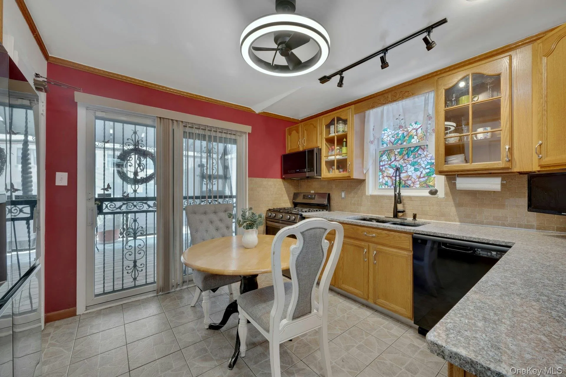 1736 Parkview Avenue, New York, NY, 3 Bedrooms Bedrooms, 7 Rooms Rooms,1 BathroomBathrooms,Residential,For Rent,Parkview,0,1031745 1736 Parkview Avenue, New York, NY, 3 Bedrooms Bedrooms, 7 Rooms Rooms,1 BathroomBathrooms,Residential,For Rent,Parkview,0,1031745