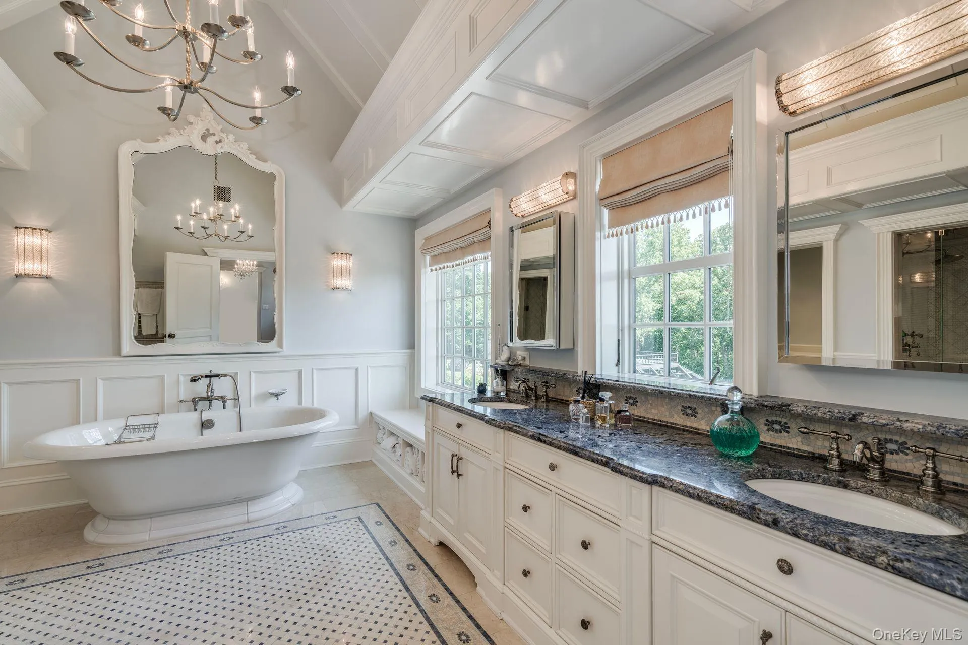 18 Gwynne Road, Huntington, NY, 6 Bedrooms Bedrooms, 20 Rooms Rooms,6 BathroomsBathrooms,Residential,For Rent,Gwynne,0,1031747 18 Gwynne Road, Huntington, NY, 6 Bedrooms Bedrooms, 20 Rooms Rooms,6 BathroomsBathrooms,Residential,For Rent,Gwynne,0,1031747