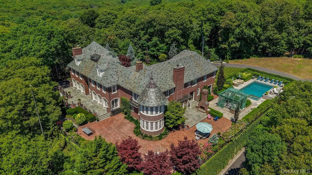 18 Gwynne Road, Huntington, NY, 6 Bedrooms Bedrooms, 20 Rooms Rooms,6 BathroomsBathrooms,Residential,For Rent,Gwynne,0,1031747 18 Gwynne Road, Huntington, NY, 6 Bedrooms Bedrooms, 20 Rooms Rooms,6 BathroomsBathrooms,Residential,For Rent,Gwynne,0,1031747