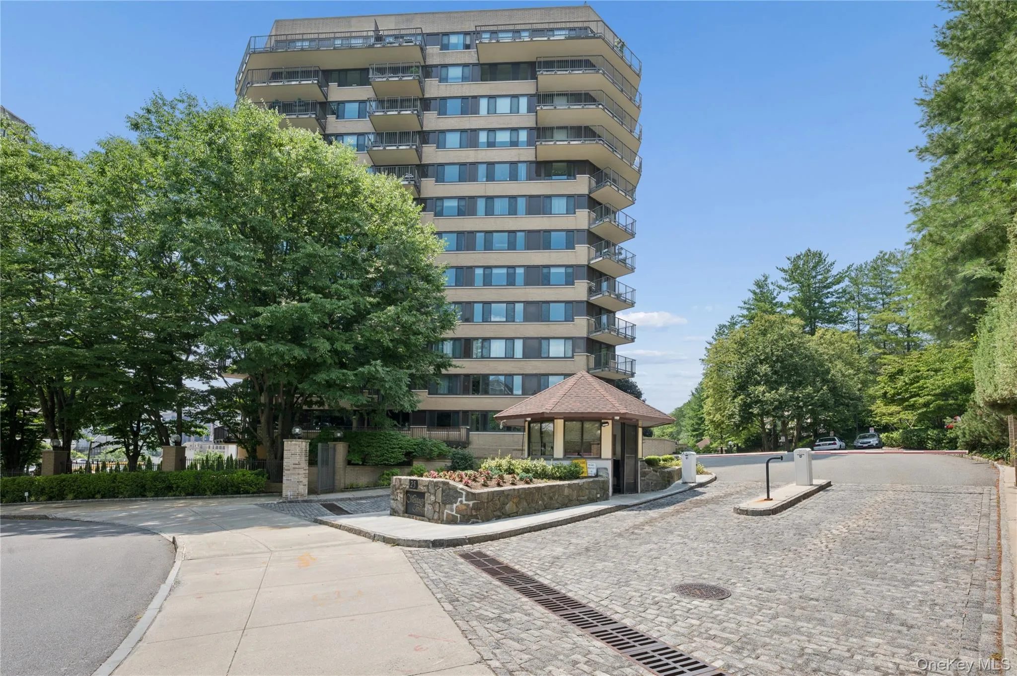 25 Rockledge Avenue, White Plains, NY, 1 Bedroom Bedrooms, 5 Rooms Rooms,1 BathroomBathrooms,Residential,For Rent,Rockledge,0,1031761 25 Rockledge Avenue, White Plains, NY, 1 Bedroom Bedrooms, 5 Rooms Rooms,1 BathroomBathrooms,Residential,For Rent,Rockledge,0,1031761