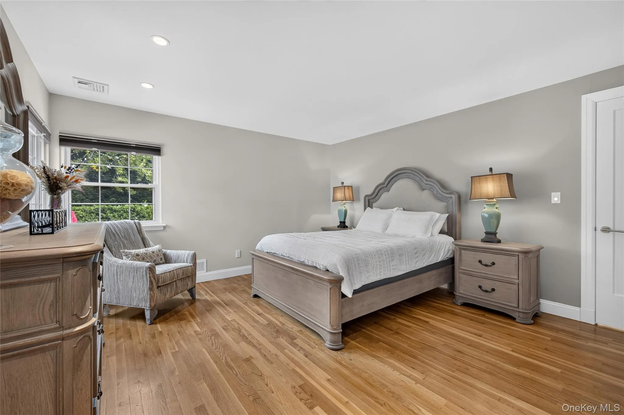 8 Yates Lane, Oyster Bay, NY, 4 Bedrooms Bedrooms, 9 Rooms Rooms,2 BathroomsBathrooms,Residential,For Rent,Yates,0,1031767 8 Yates Lane, Oyster Bay, NY, 4 Bedrooms Bedrooms, 9 Rooms Rooms,2 BathroomsBathrooms,Residential,For Rent,Yates,0,1031767