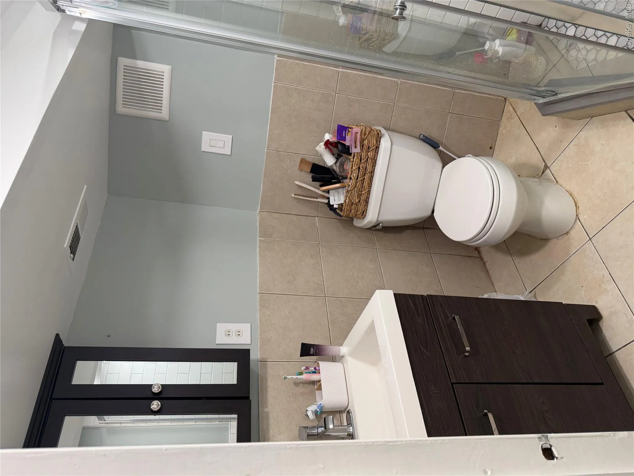51 Cedar Street, Islip, NY, 4 Bedrooms Bedrooms, 8 Rooms Rooms,2 BathroomsBathrooms,Residential,For Rent,Cedar,0,1031770 51 Cedar Street, Islip, NY, 4 Bedrooms Bedrooms, 8 Rooms Rooms,2 BathroomsBathrooms,Residential,For Rent,Cedar,0,1031770