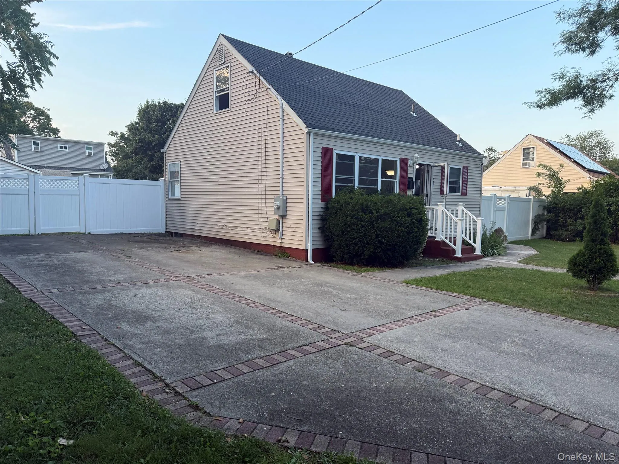 51 Cedar Street, Islip, NY, 4 Bedrooms Bedrooms, 8 Rooms Rooms,2 BathroomsBathrooms,Residential,For Rent,Cedar,0,1031770 51 Cedar Street, Islip, NY, 4 Bedrooms Bedrooms, 8 Rooms Rooms,2 BathroomsBathrooms,Residential,For Rent,Cedar,0,1031770