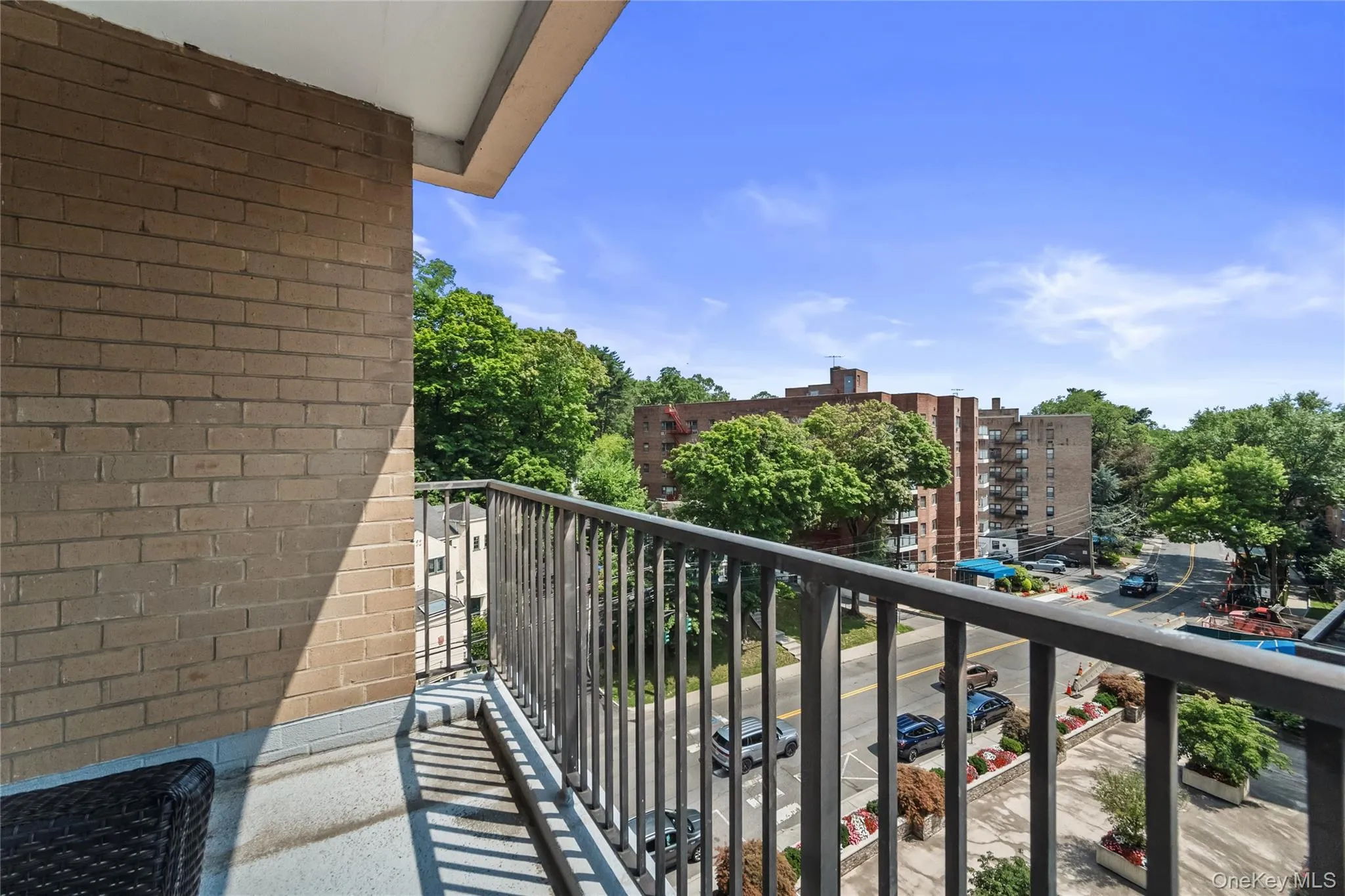 100 Hartsdale Avenue, Greenburgh, NY, 2 Bedrooms Bedrooms, 6 Rooms Rooms,2 BathroomsBathrooms,Residential,For Rent,Hartsdale,0,1031783 100 Hartsdale Avenue, Greenburgh, NY, 2 Bedrooms Bedrooms, 6 Rooms Rooms,2 BathroomsBathrooms,Residential,For Rent,Hartsdale,0,1031783