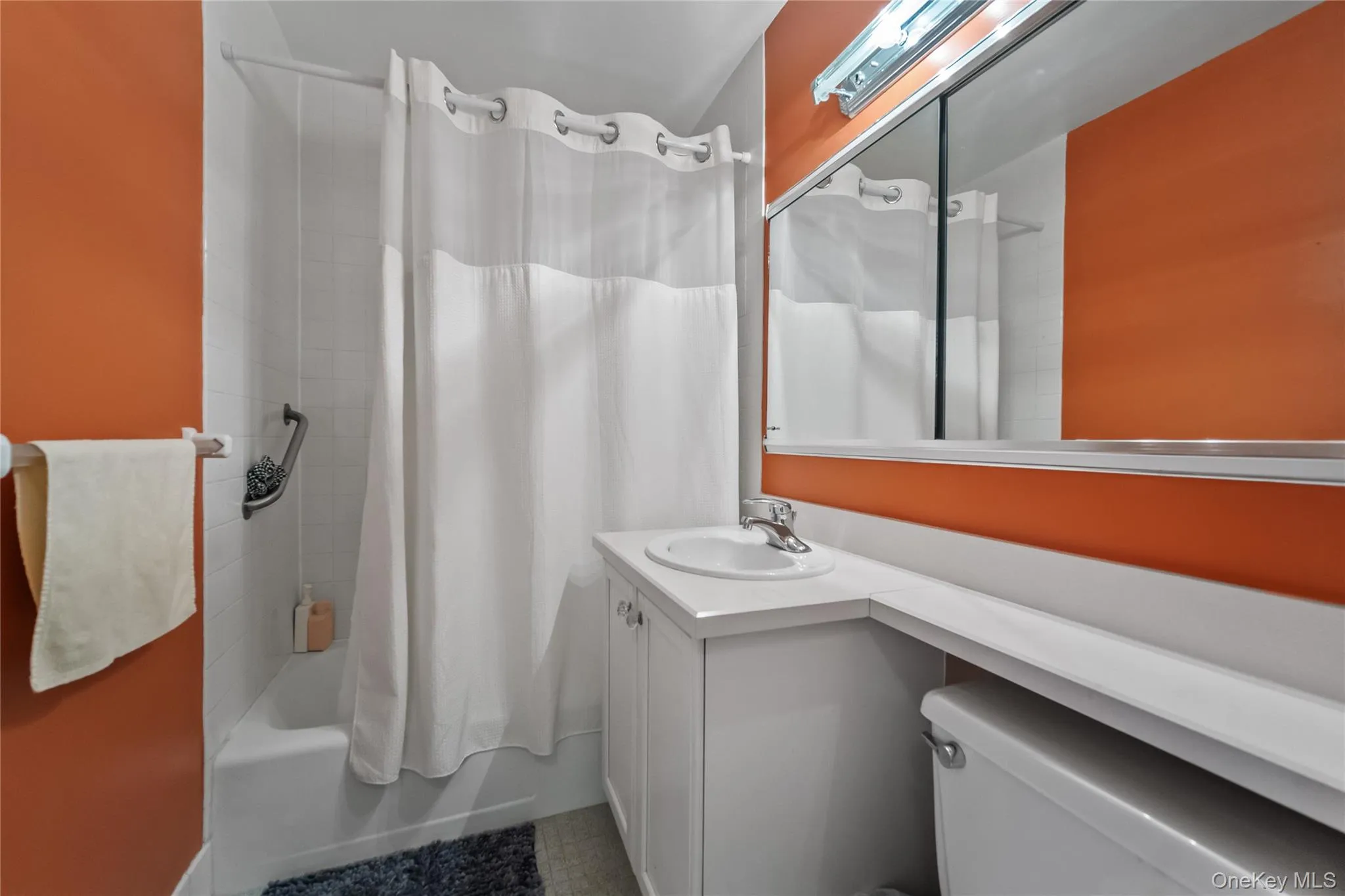 100 Hartsdale Avenue, Greenburgh, NY, 2 Bedrooms Bedrooms, 6 Rooms Rooms,2 BathroomsBathrooms,Residential,For Rent,Hartsdale,0,1031783 100 Hartsdale Avenue, Greenburgh, NY, 2 Bedrooms Bedrooms, 6 Rooms Rooms,2 BathroomsBathrooms,Residential,For Rent,Hartsdale,0,1031783