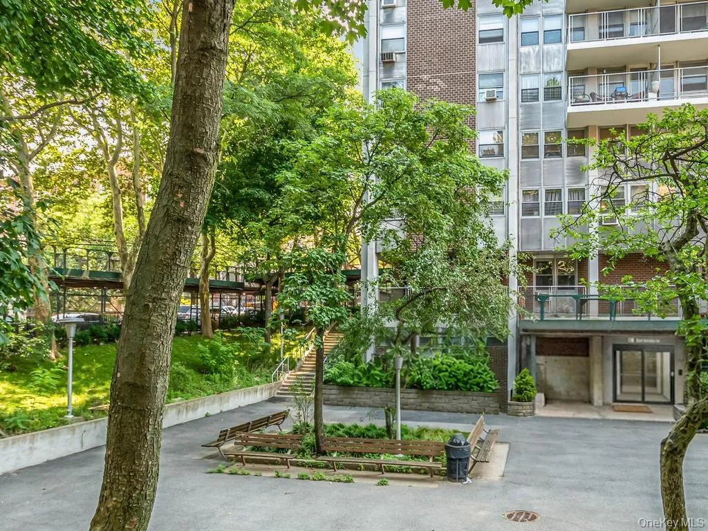 290 232nd Street, New York, NY, 2 Bedrooms Bedrooms, 4 Rooms Rooms,1 BathroomBathrooms,Residential,For Rent,232nd,0,1031786 290 232nd Street, New York, NY, 2 Bedrooms Bedrooms, 4 Rooms Rooms,1 BathroomBathrooms,Residential,For Rent,232nd,0,1031786