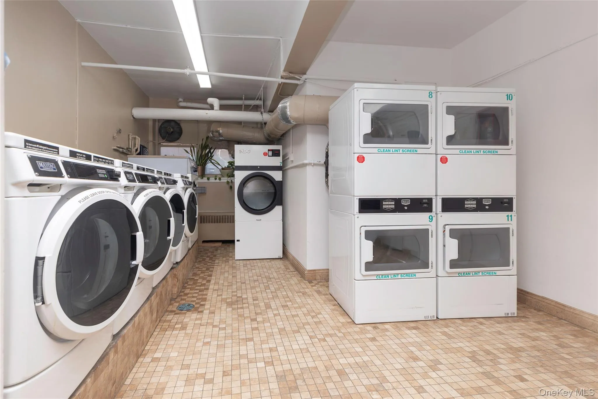 12 Westchester Avenue, White Plains, NY, 1 Bedroom Bedrooms, 4 Rooms Rooms,1 BathroomBathrooms,Residential,For Rent,Westchester,0,1031789 12 Westchester Avenue, White Plains, NY, 1 Bedroom Bedrooms, 4 Rooms Rooms,1 BathroomBathrooms,Residential,For Rent,Westchester,0,1031789